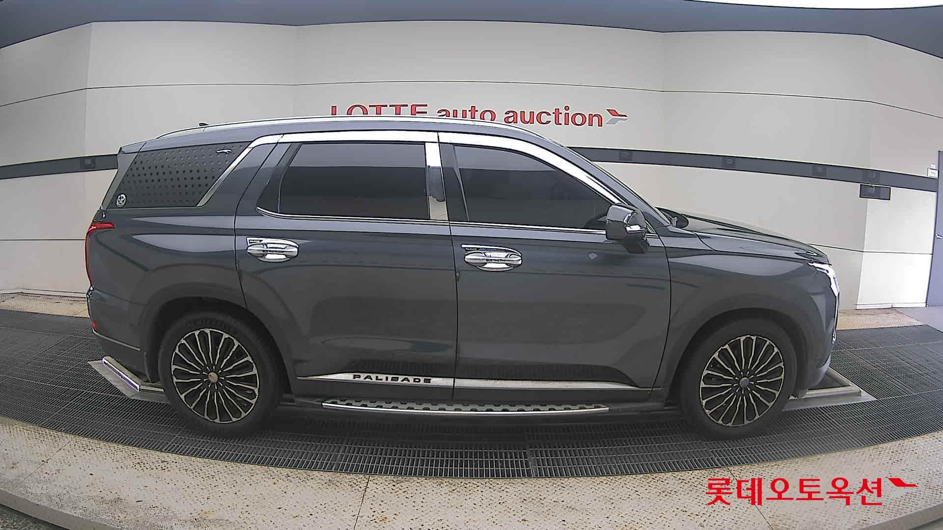 Hyundai - Palisade | (D) 2.2 Prestige 2WD 7 16