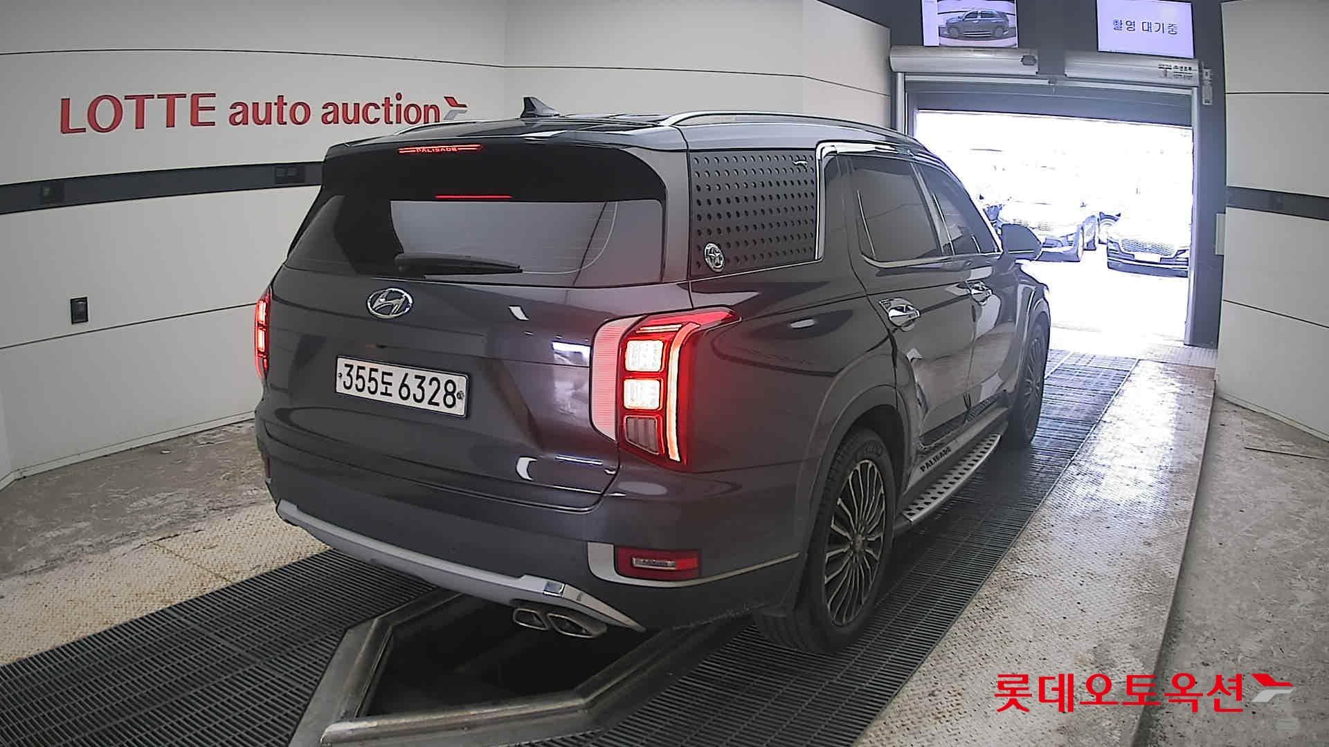 Hyundai - Palisade | (D) 2.2 Prestige 2WD 7 13