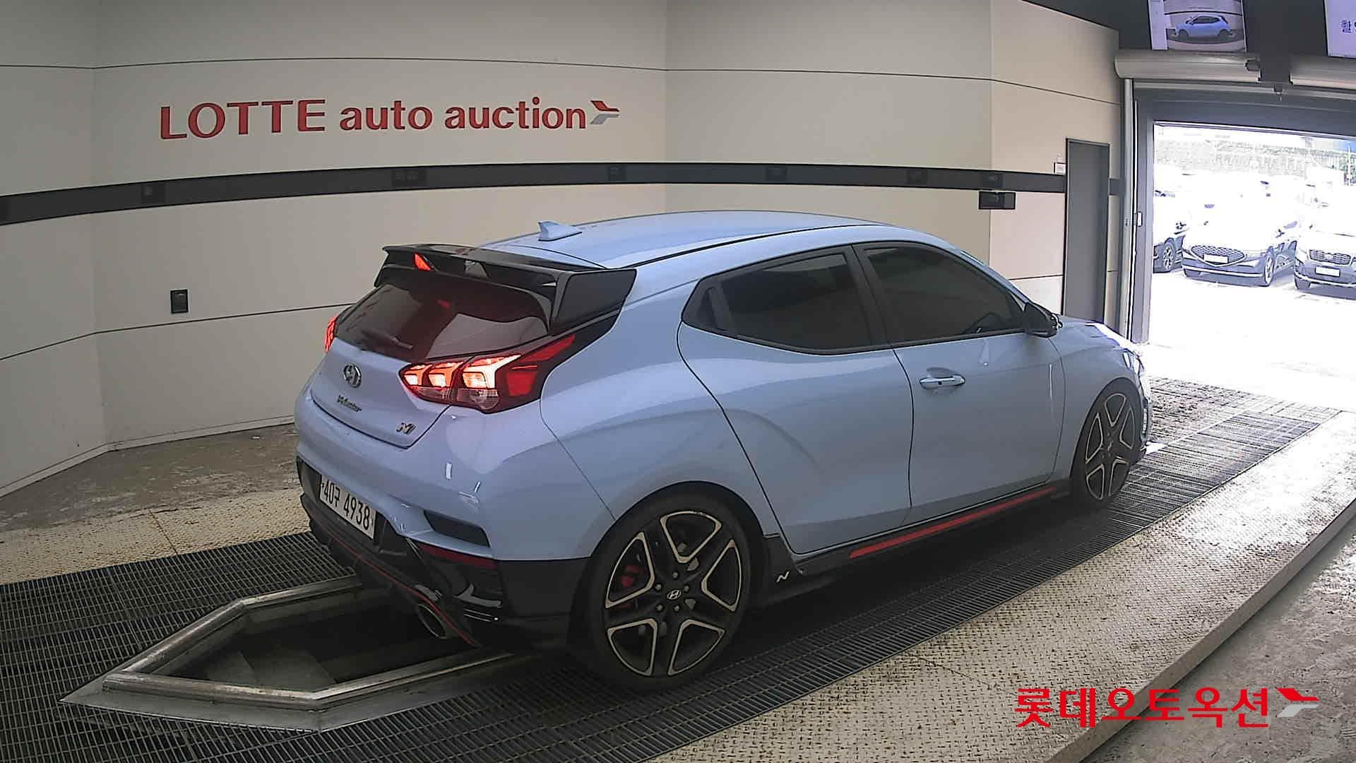 Hyundai - Veloster | THE ALL-NEW (G) 2.0 N 14