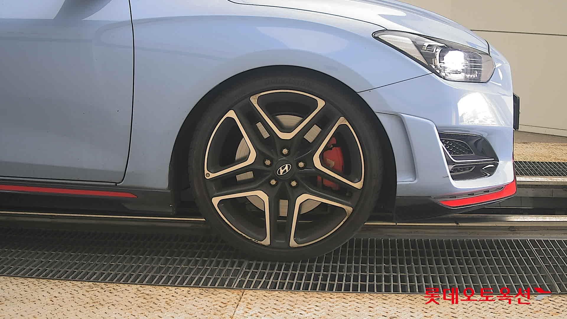 Hyundai - Veloster | THE ALL-NEW (G) 2.0 N 23
