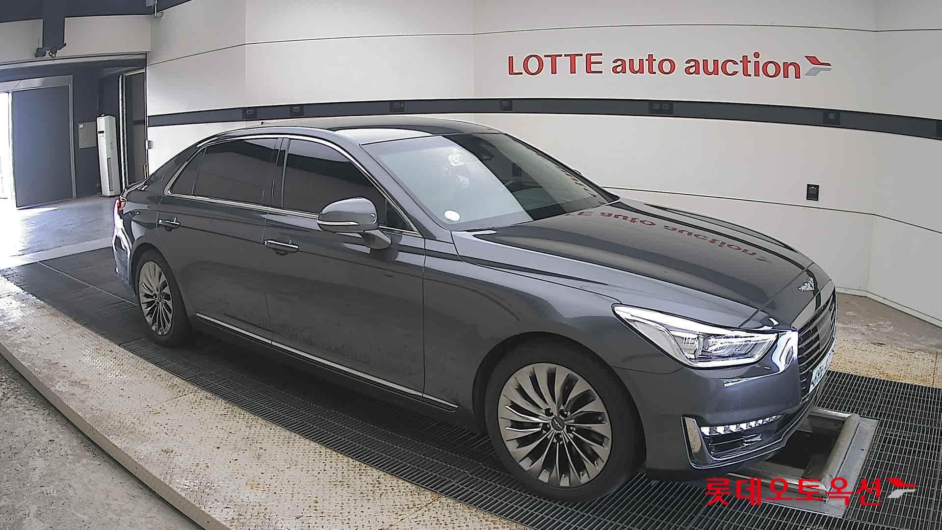 Genesis - EQ900 | (G) 3.8 PREMIUM LUXURY 18