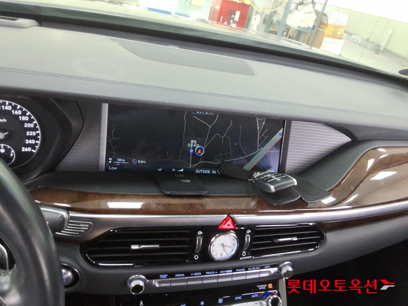 Genesis - EQ900 | (G) 3.8 PREMIUM LUXURY 32