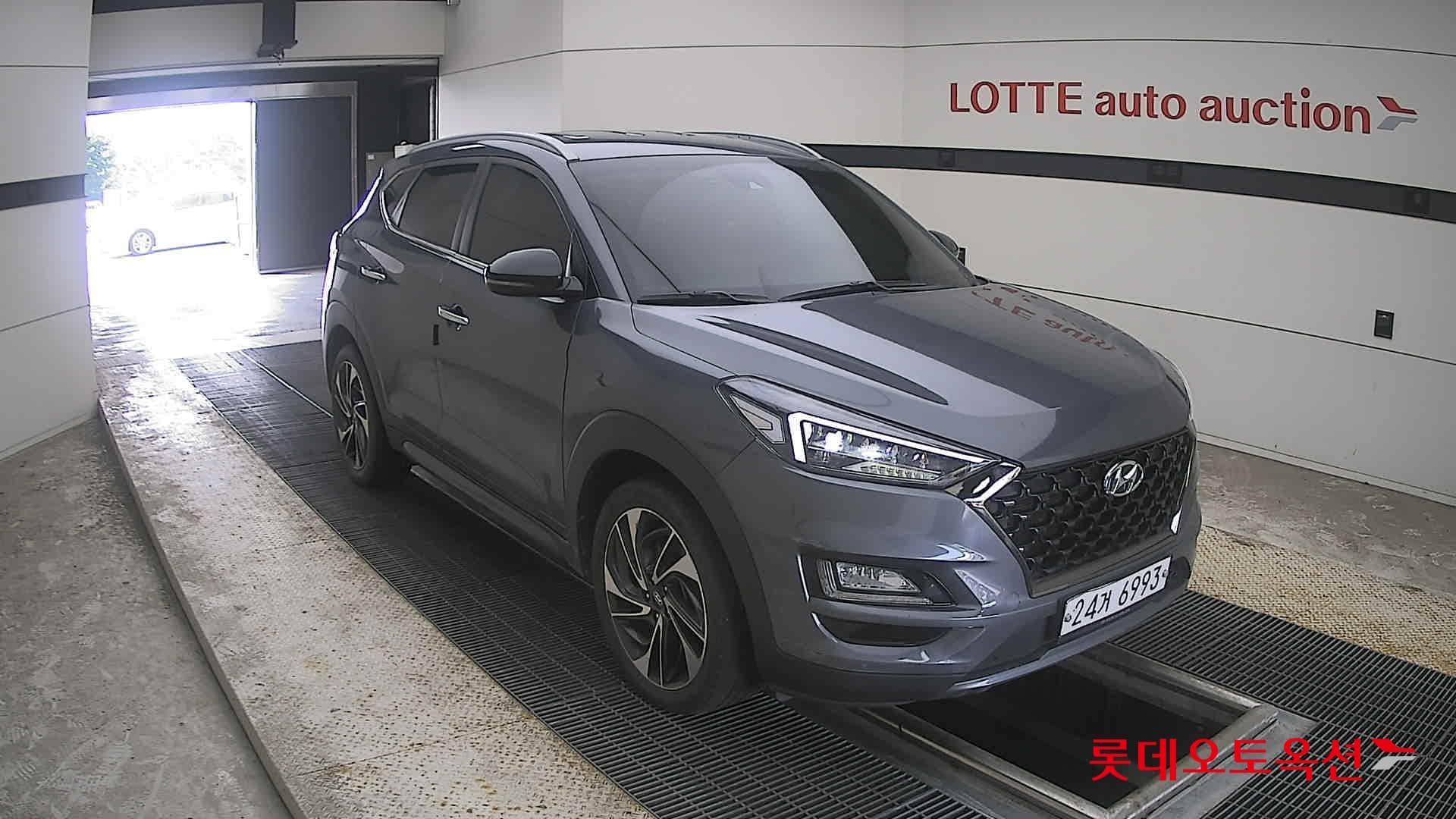 Hyundai - Туссан | (G) 1.6 T Edition 2WD 19