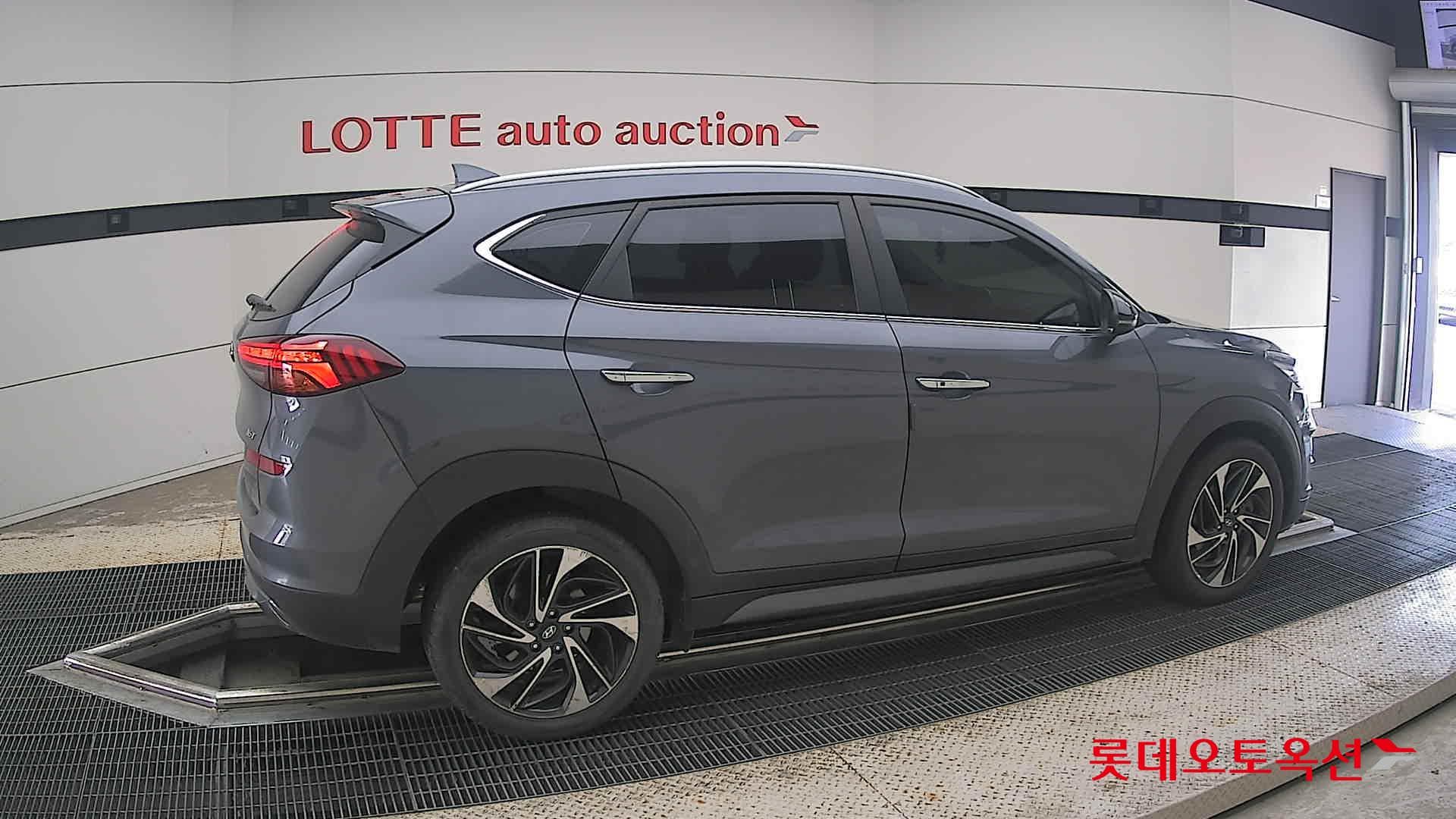 Hyundai - Туссан | (G) 1.6 T Edition 2WD 15
