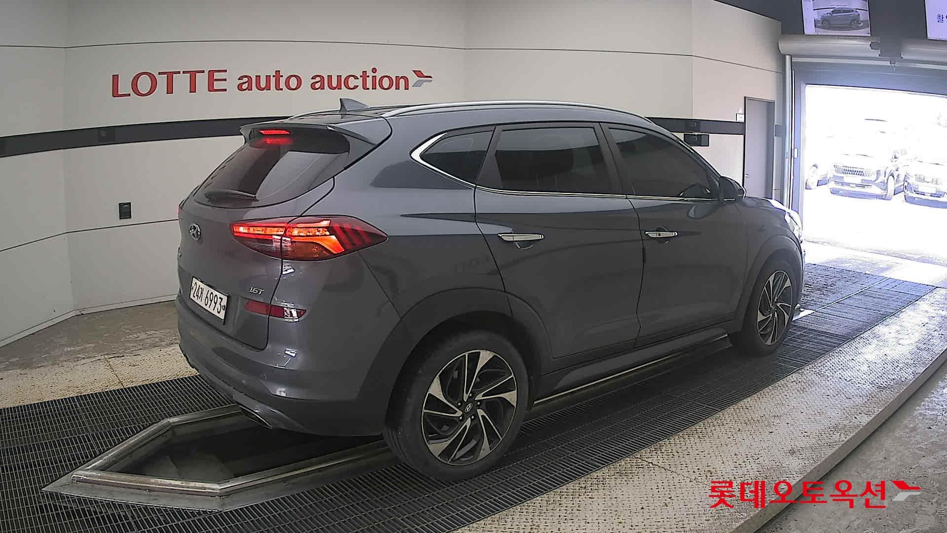 Hyundai - Туссан | (G) 1.6 T Edition 2WD 14