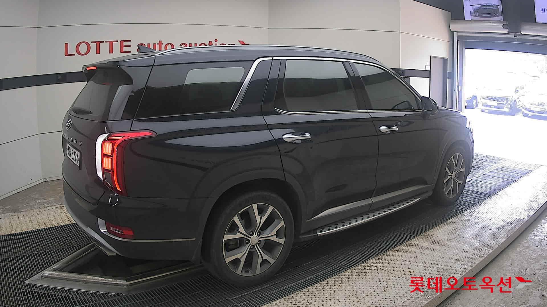 Hyundai - Палисад | (D) 2.2 Prestige 2WD 7 14