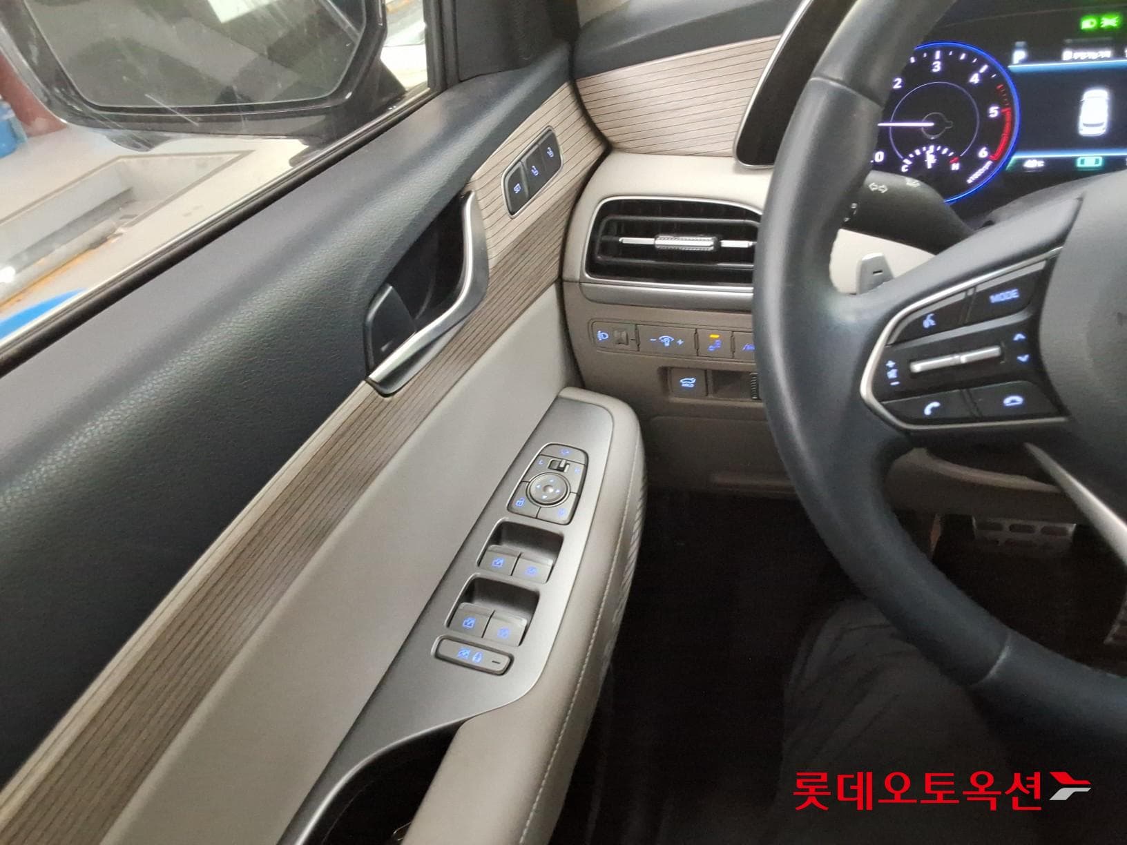 Hyundai - Палисад | (D) 2.2 Prestige 2WD 7 28