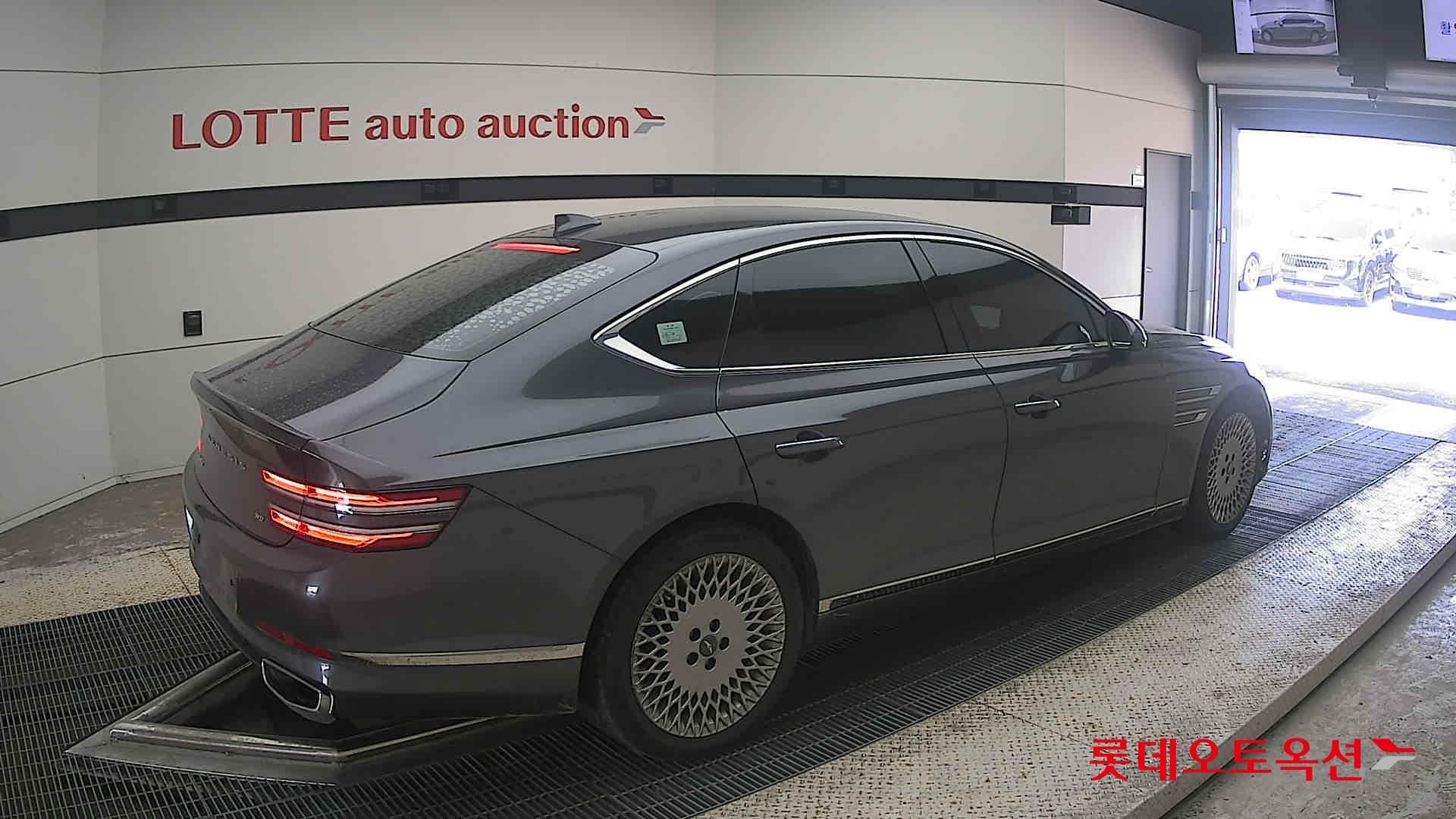 Genesis - G80 | THE ALL NEW GENESIS (G) 2.5T 14
