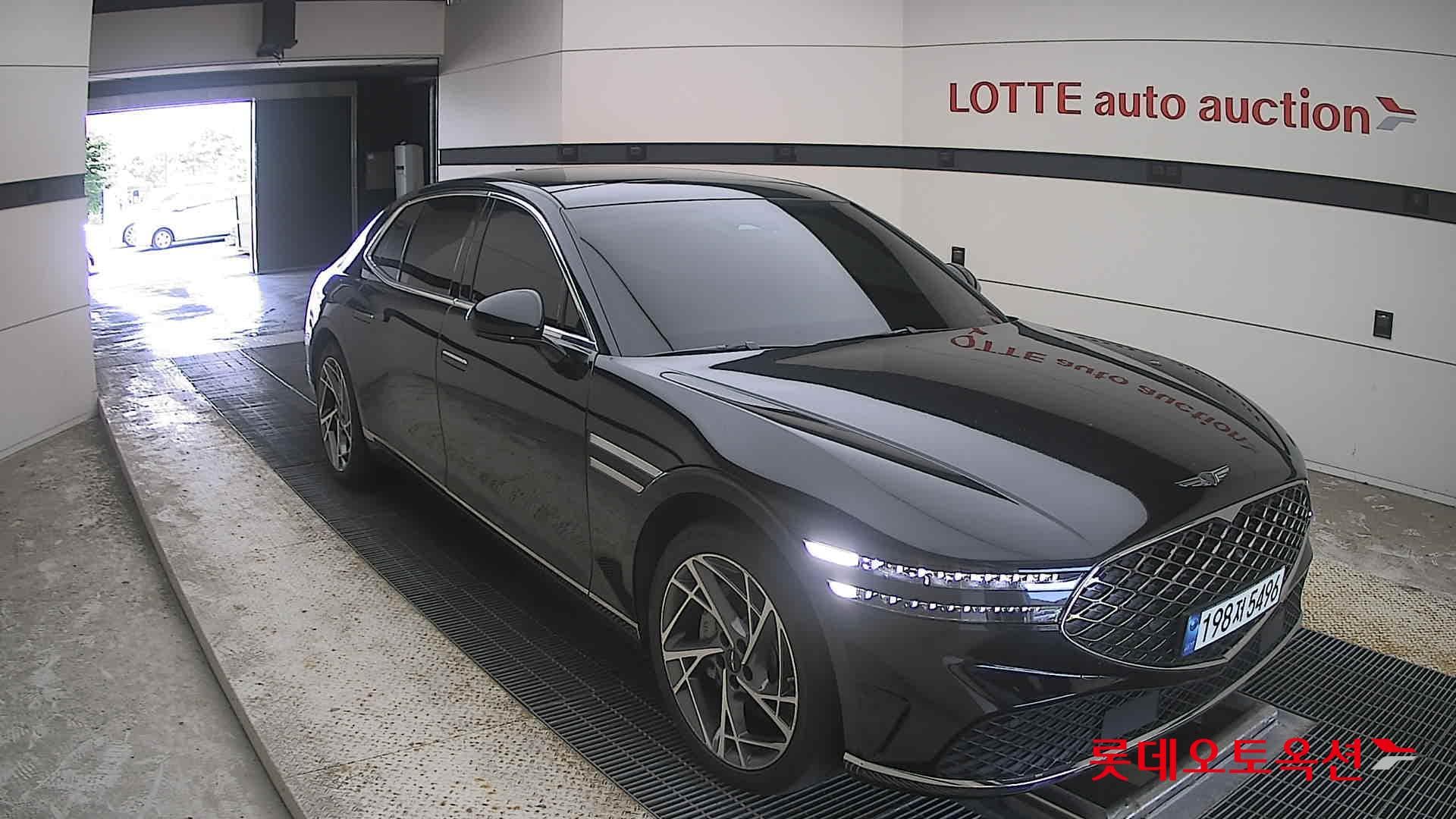 جينيسيس - G90 | (G)3.5T 20"/ 4WD AT 19