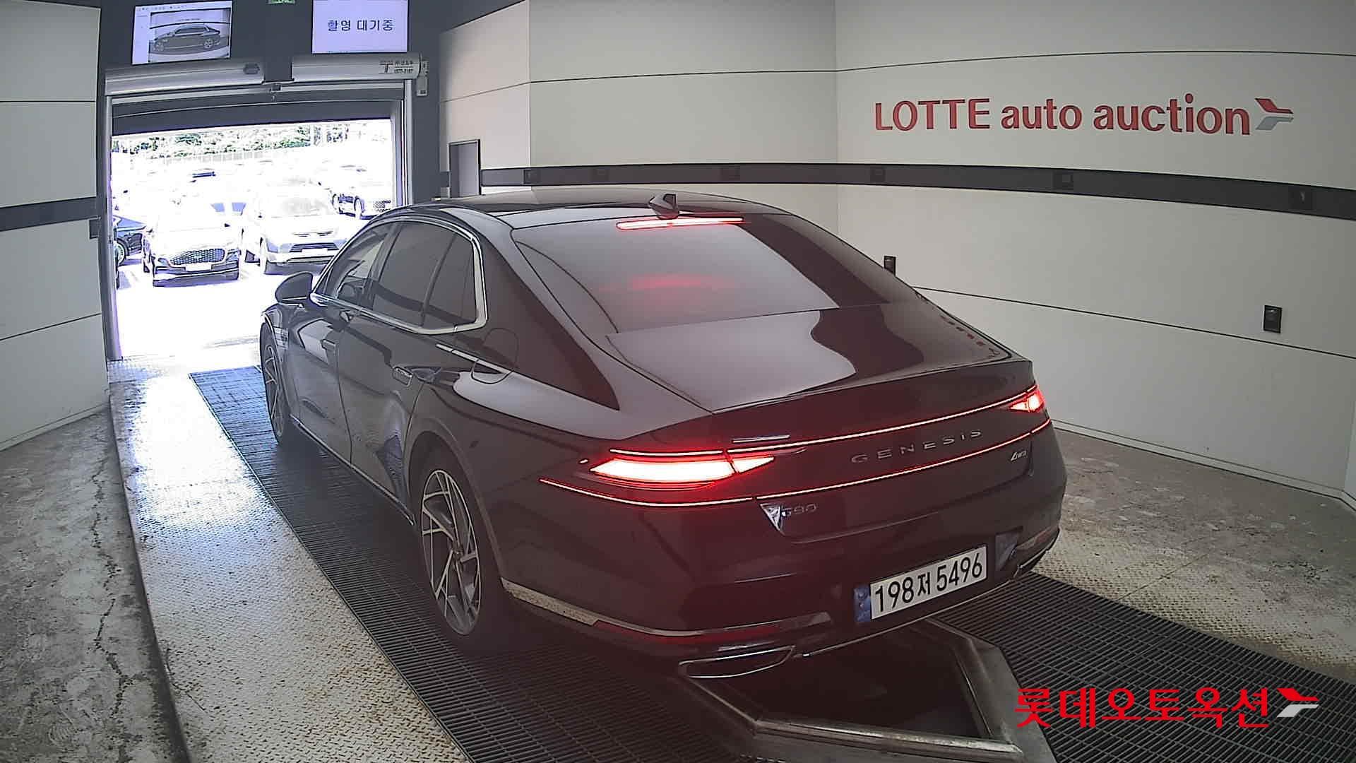 جينيسيس - G90 | (G)3.5T 20"/ 4WD AT 9