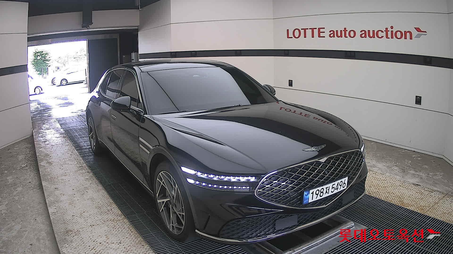 جينيسيس - G90 | (G)3.5T 20"/ 4WD AT 20