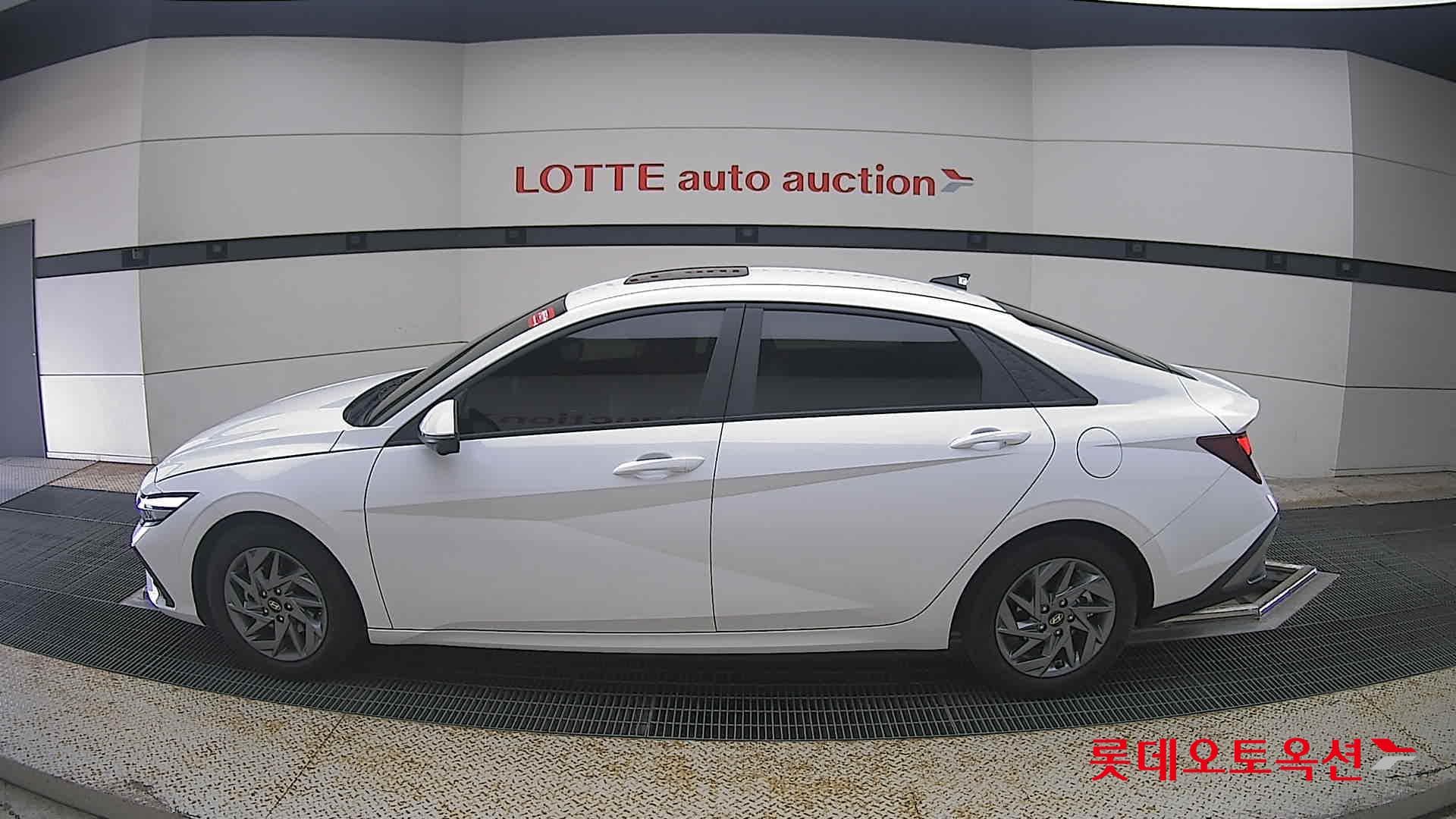 هيونداي - إلنترا (أفانتي) | CN7 (G)1.6 Modern 2WD AT 6