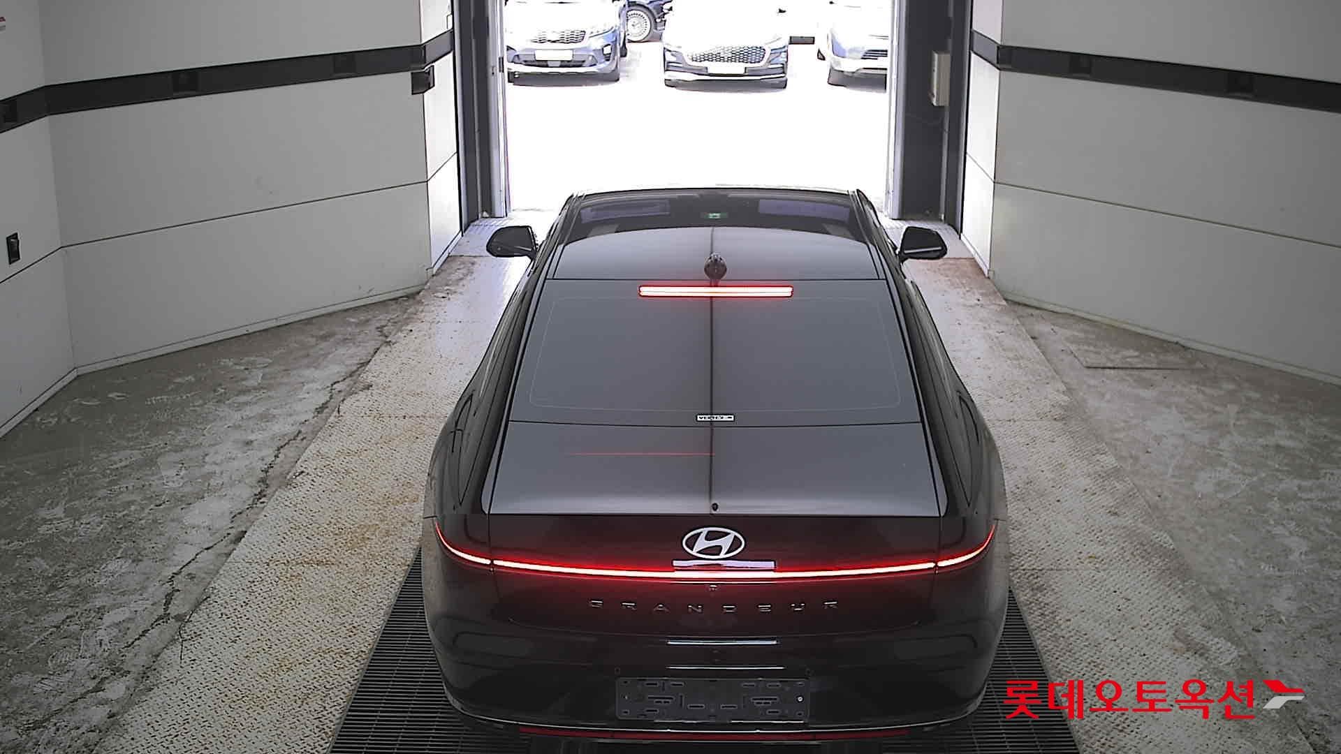 Hyundai - Grandeur | GN7 (G)3.5 4WD AT 11