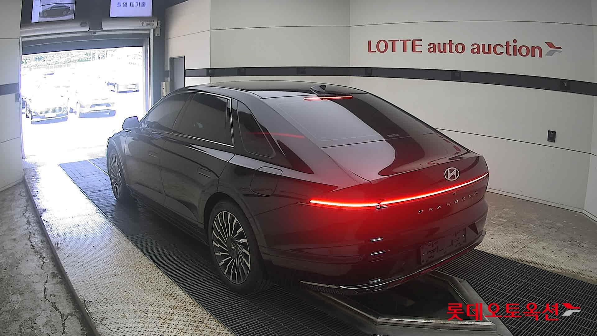 Hyundai - Grandeur | GN7 (G)3.5 4WD AT 10