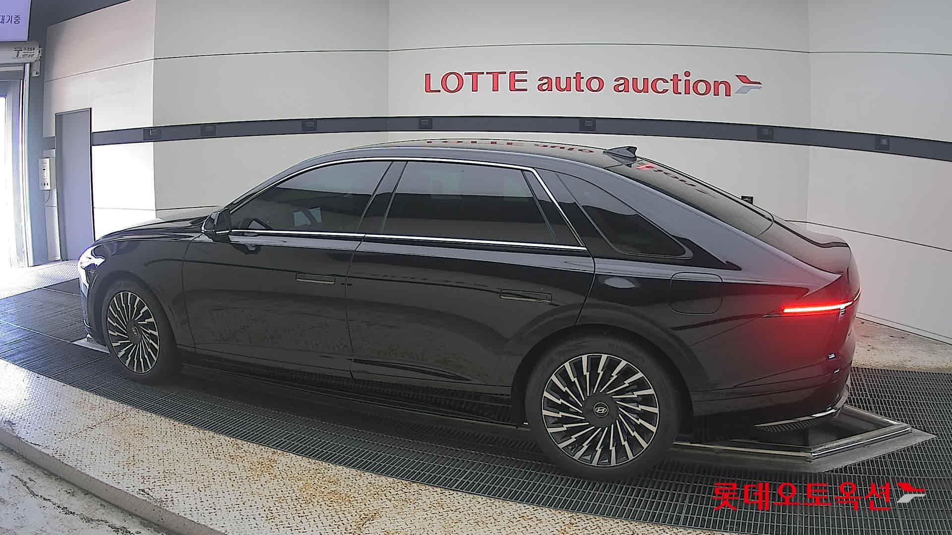 Hyundai - Grandeur | GN7 (G)3.5 4WD AT 7