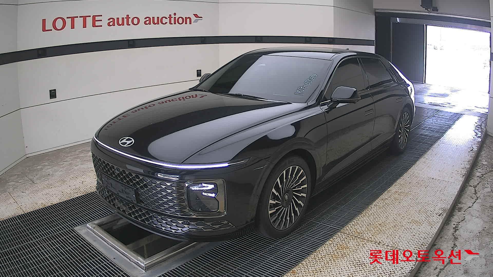 Hyundai - Grandeur | GN7 (G)3.5 4WD AT 3
