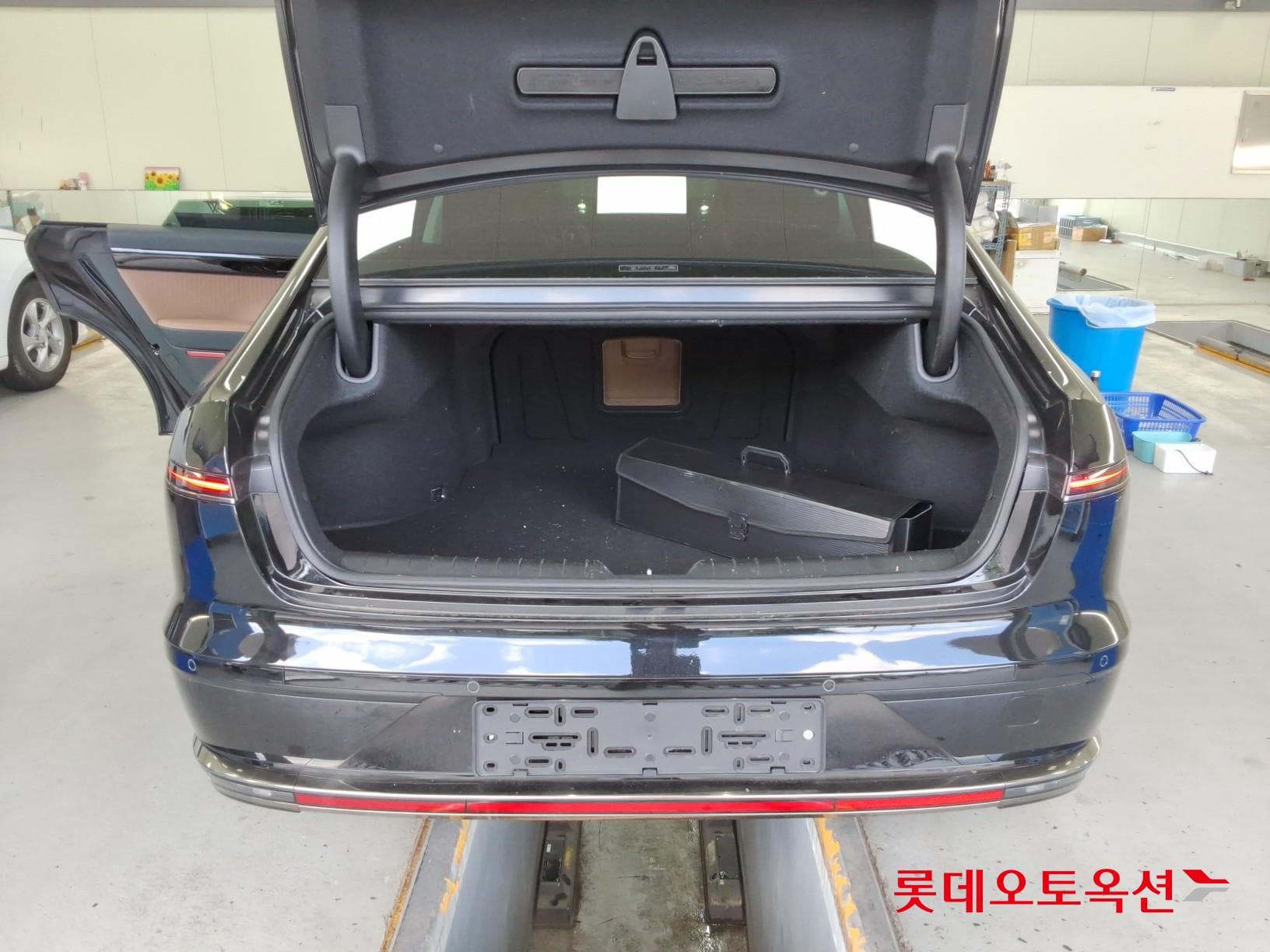 Hyundai - Grandeur | GN7 (G)3.5 4WD AT 38