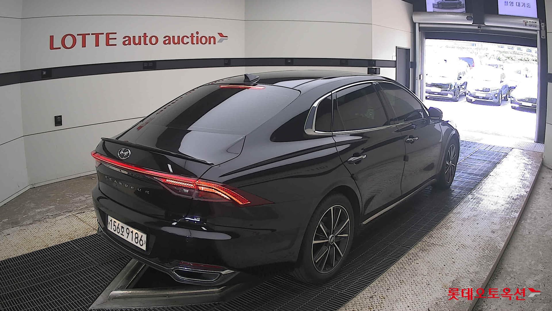 Hyundai - Grandeur | THE NEW (G) 3.3 12