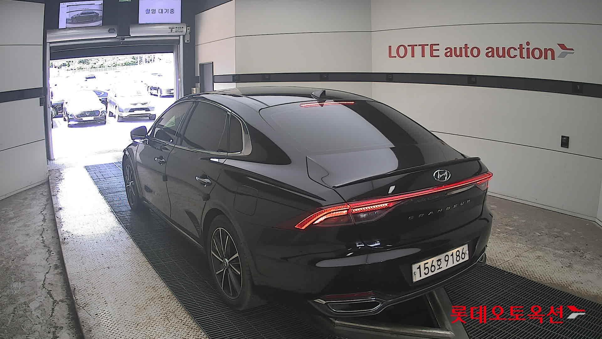 Hyundai - Grandeur | THE NEW (G) 3.3 9