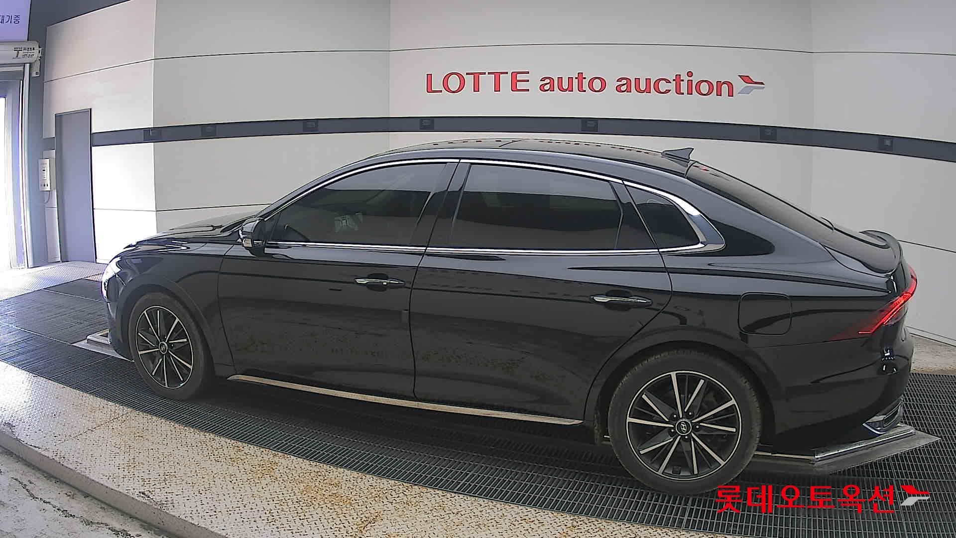 Hyundai - Grandeur | THE NEW (G) 3.3 7