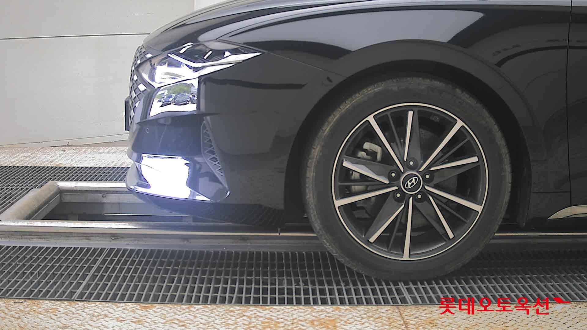 Hyundai - Grandeur | THE NEW (G) 3.3 21