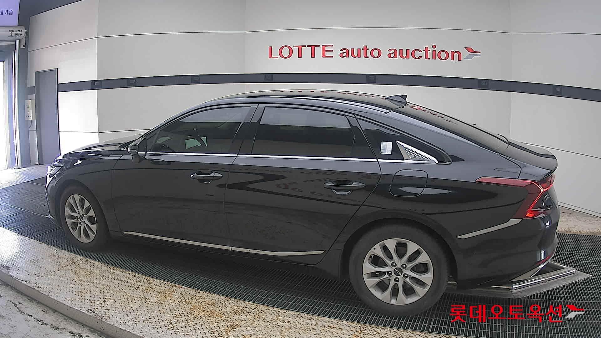 Kia - K8 | (G) 2.5 Noblesse 7