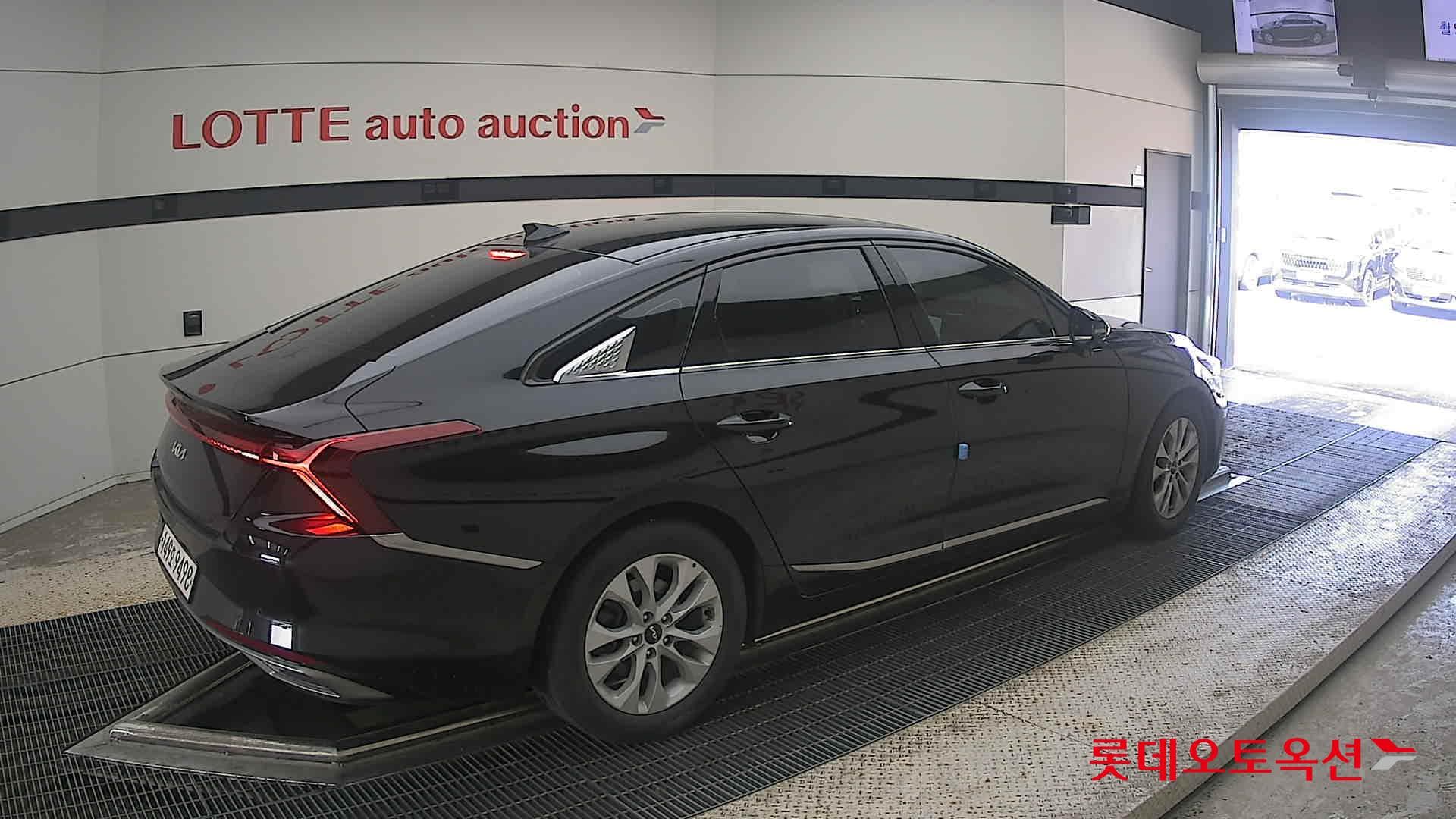Kia - K8 | (G) 2.5 Noblesse 14