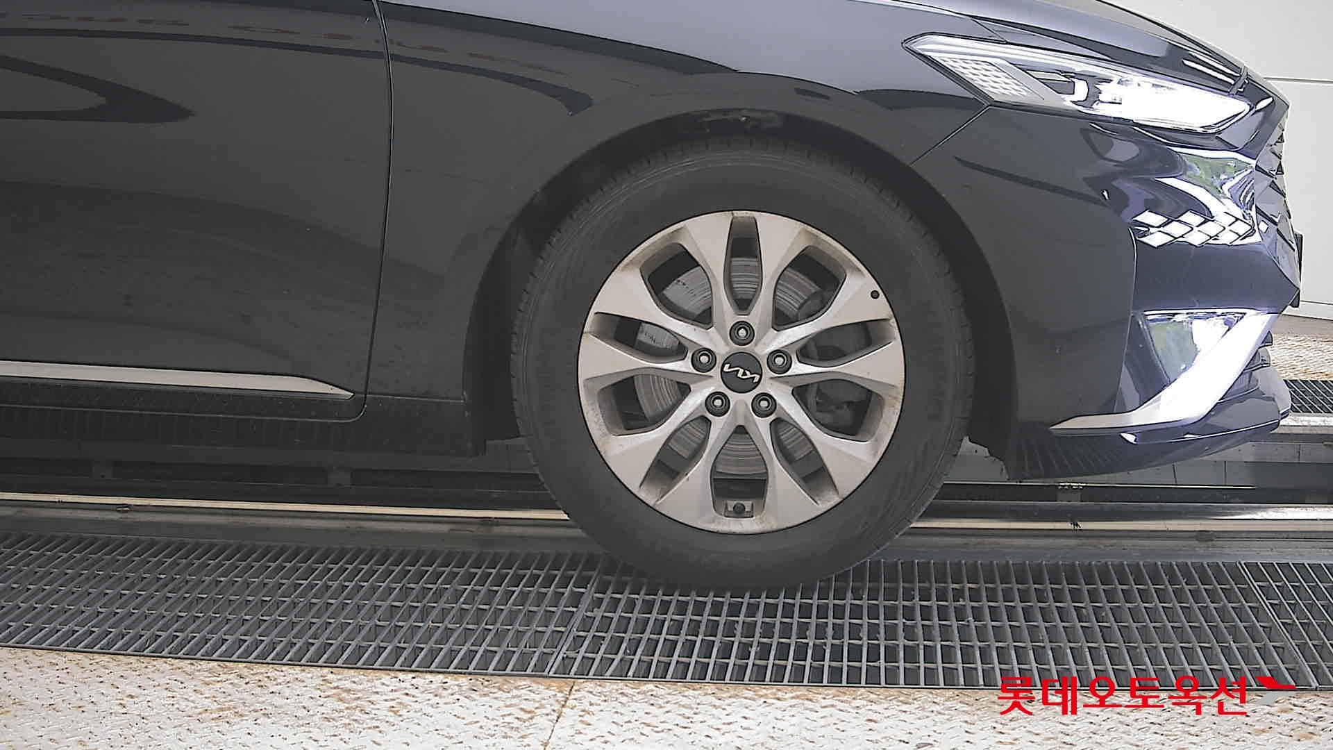 Kia - K8 | (G) 2.5 Noblesse 23