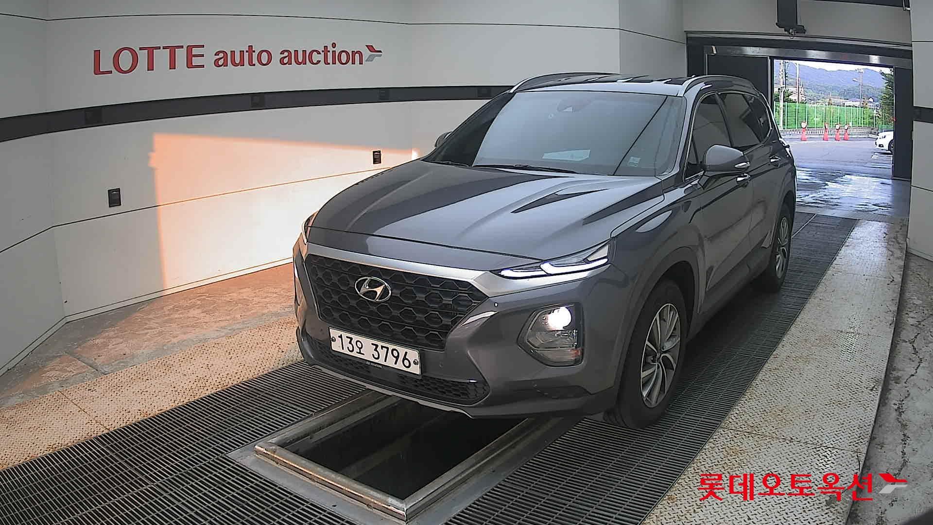 Hyundai - Santa Fe | SANTAFE TM (D) 2.0 Exclusive 5Seater 2