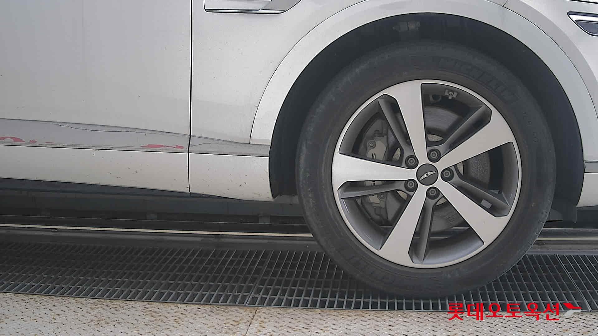 Genesis - GV80 | (G) 3.5T 4WD 5Seater 23
