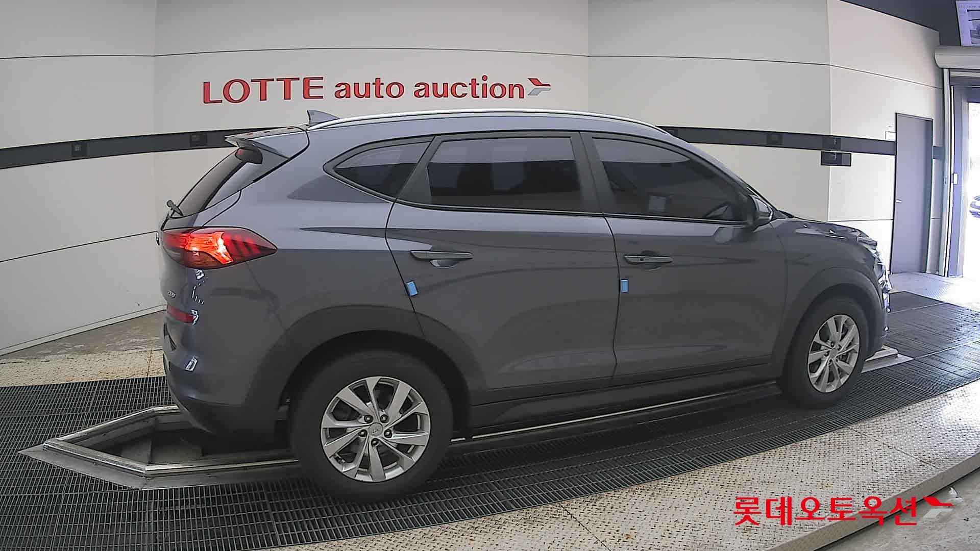 Hyundai - Tucson | (D) 2.0 Modern 2WD 15