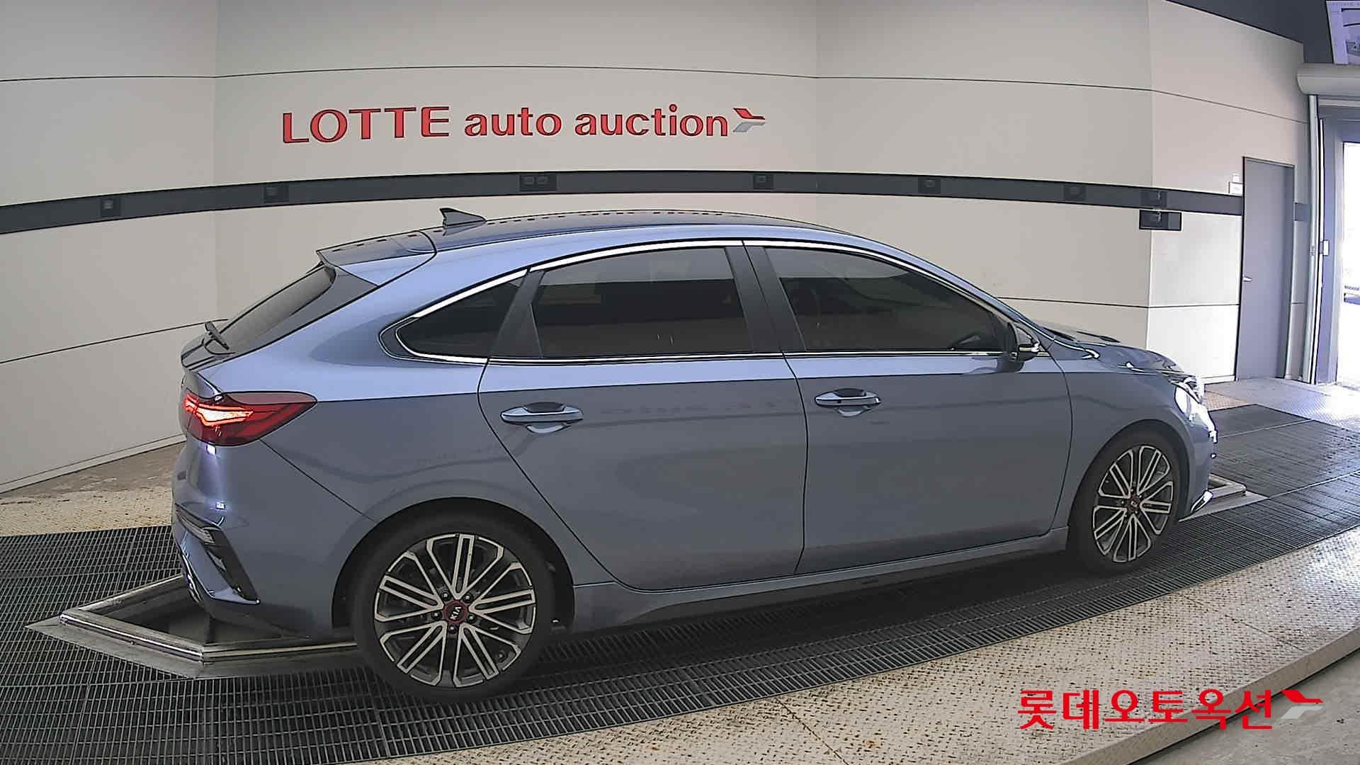 Kia - K3 | (G) 1.6 5 GT PLUS 15