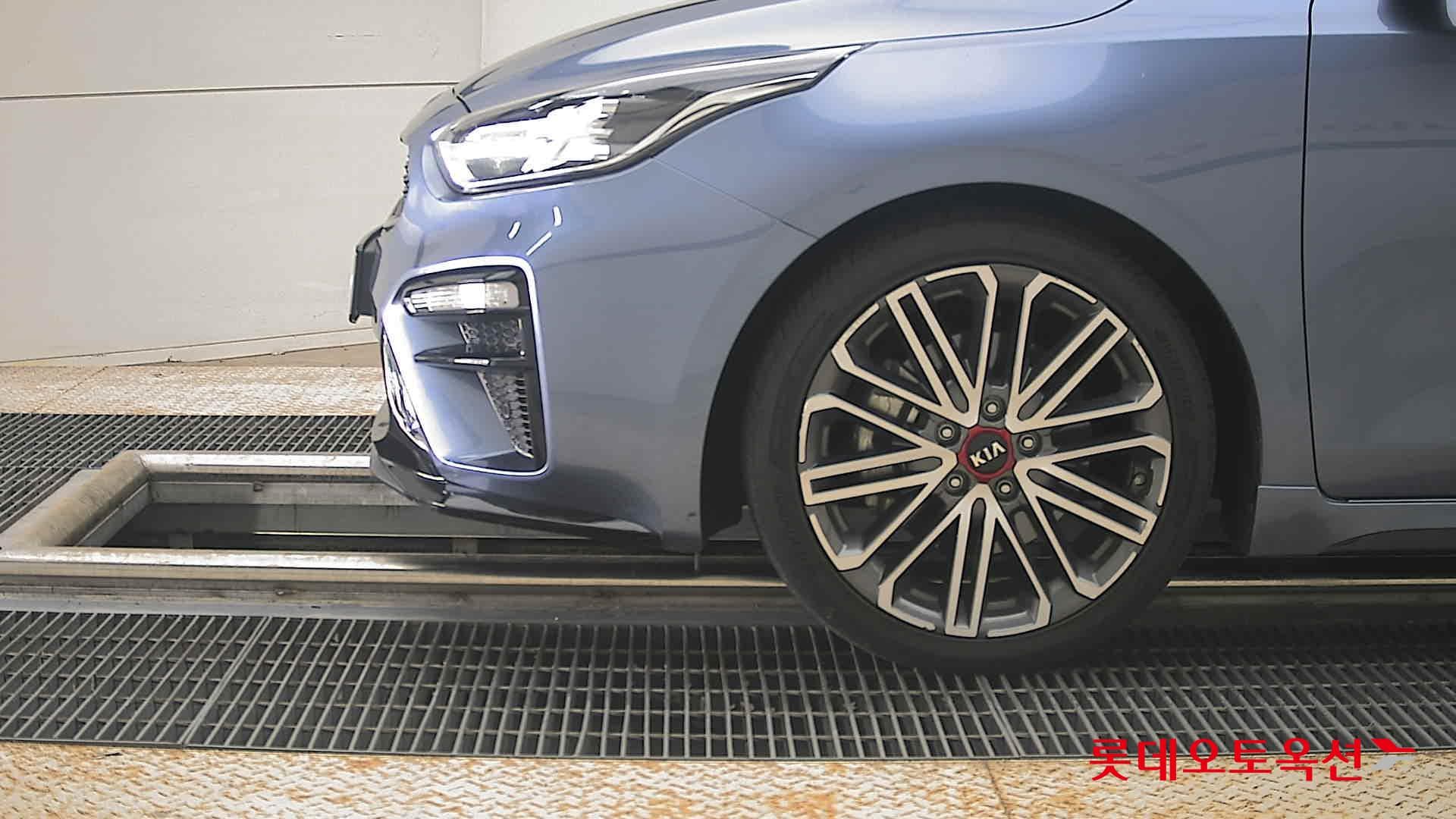Kia - K3 | (G) 1.6 5 GT PLUS 21