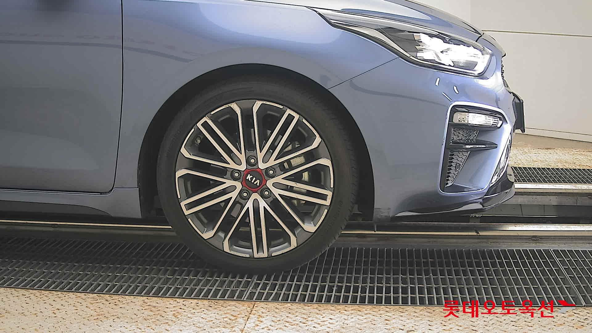 Kia - K3 | (G) 1.6 5 GT PLUS 23