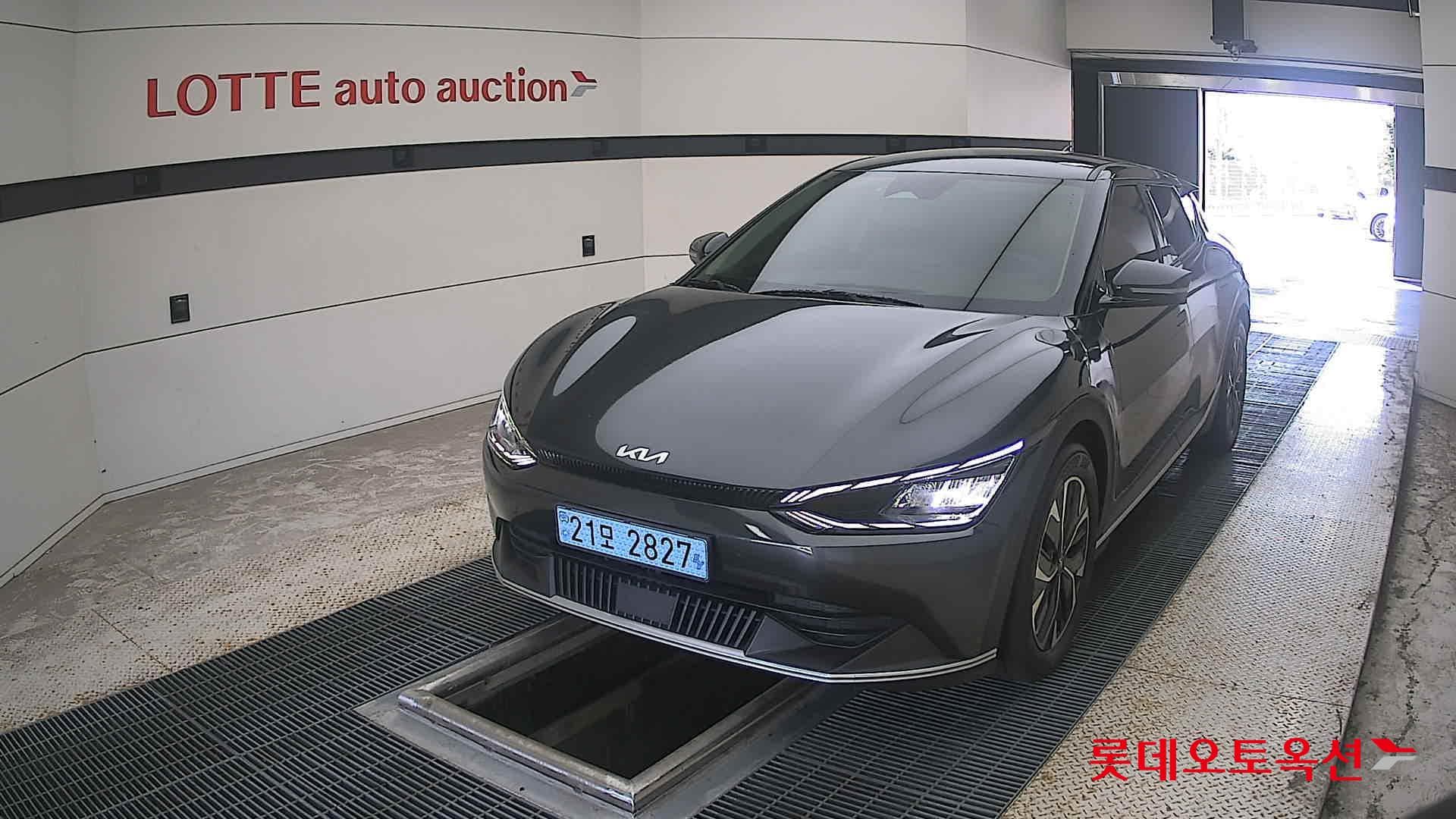 Kia - EV6 | (E) Long Range 2WD 2