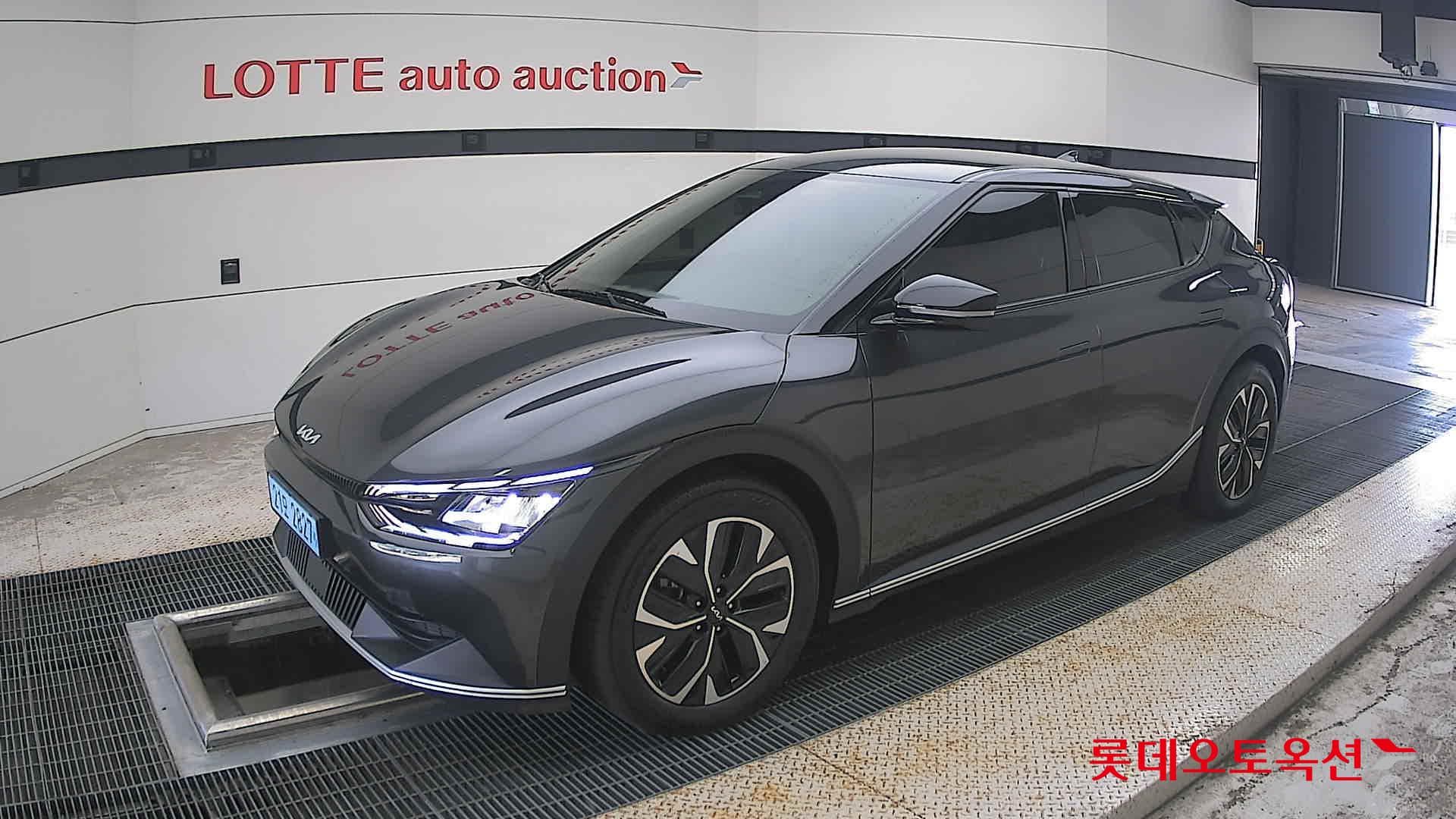 Kia - EV6 | (E) Long Range 2WD 4