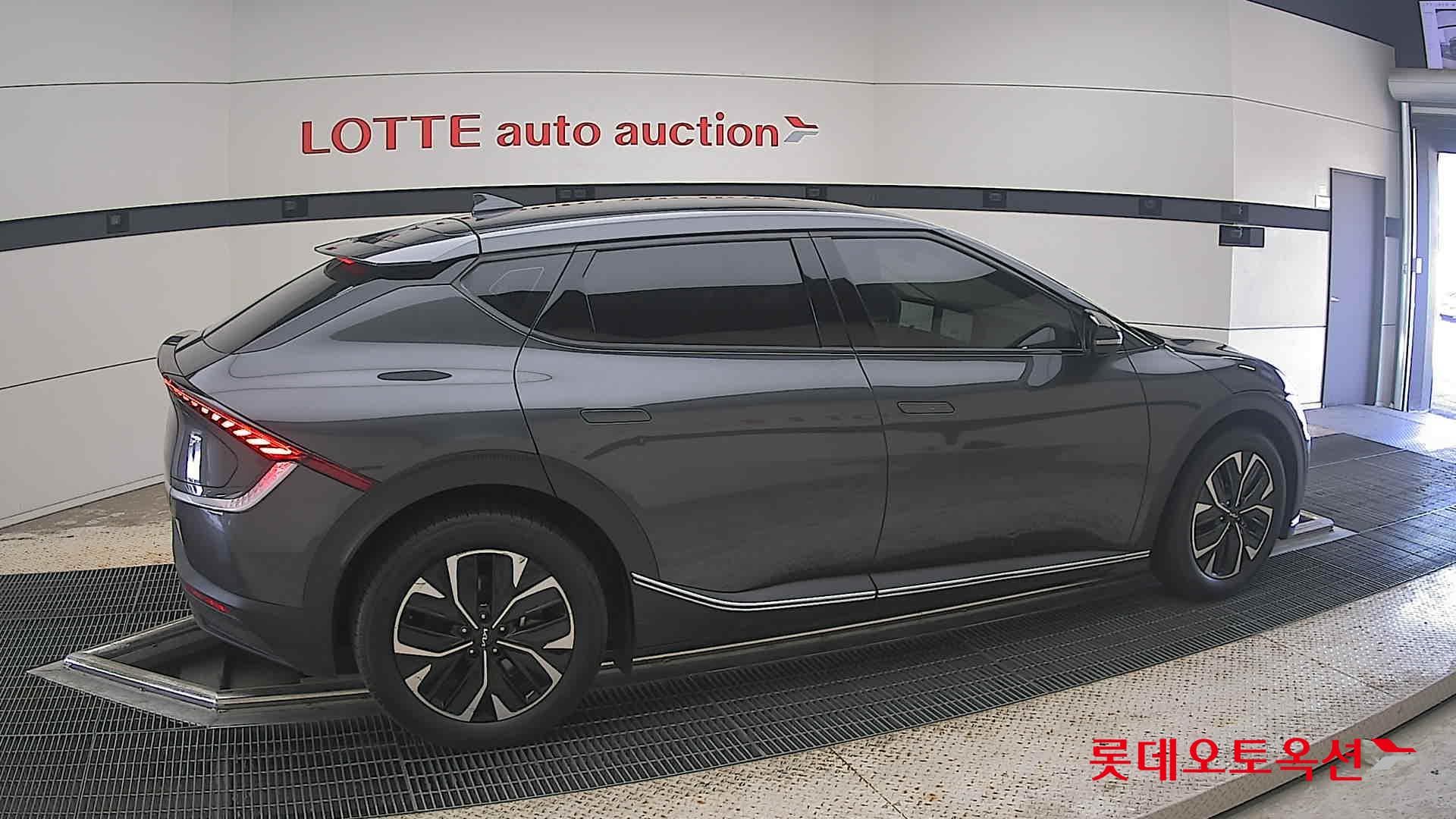 Kia - EV6 | (E) Long Range 2WD 15