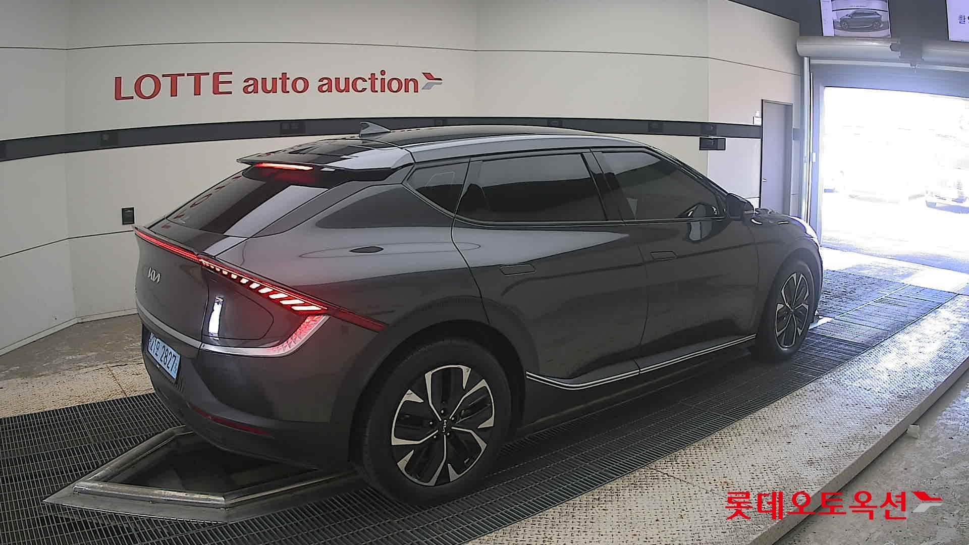 Kia - EV6 | (E) Long Range 2WD 14