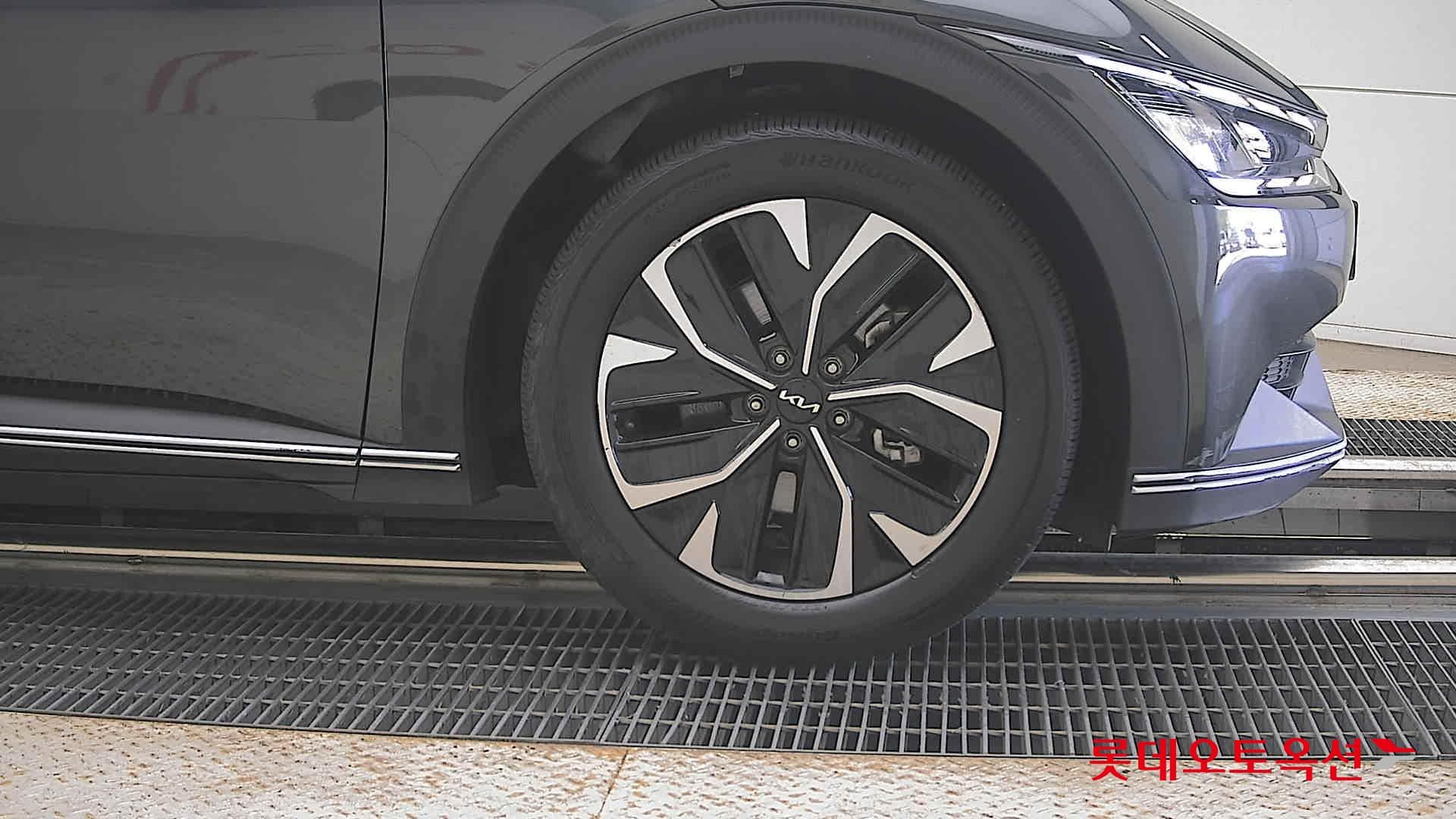 Kia - EV6 | (E) Long Range 2WD 23
