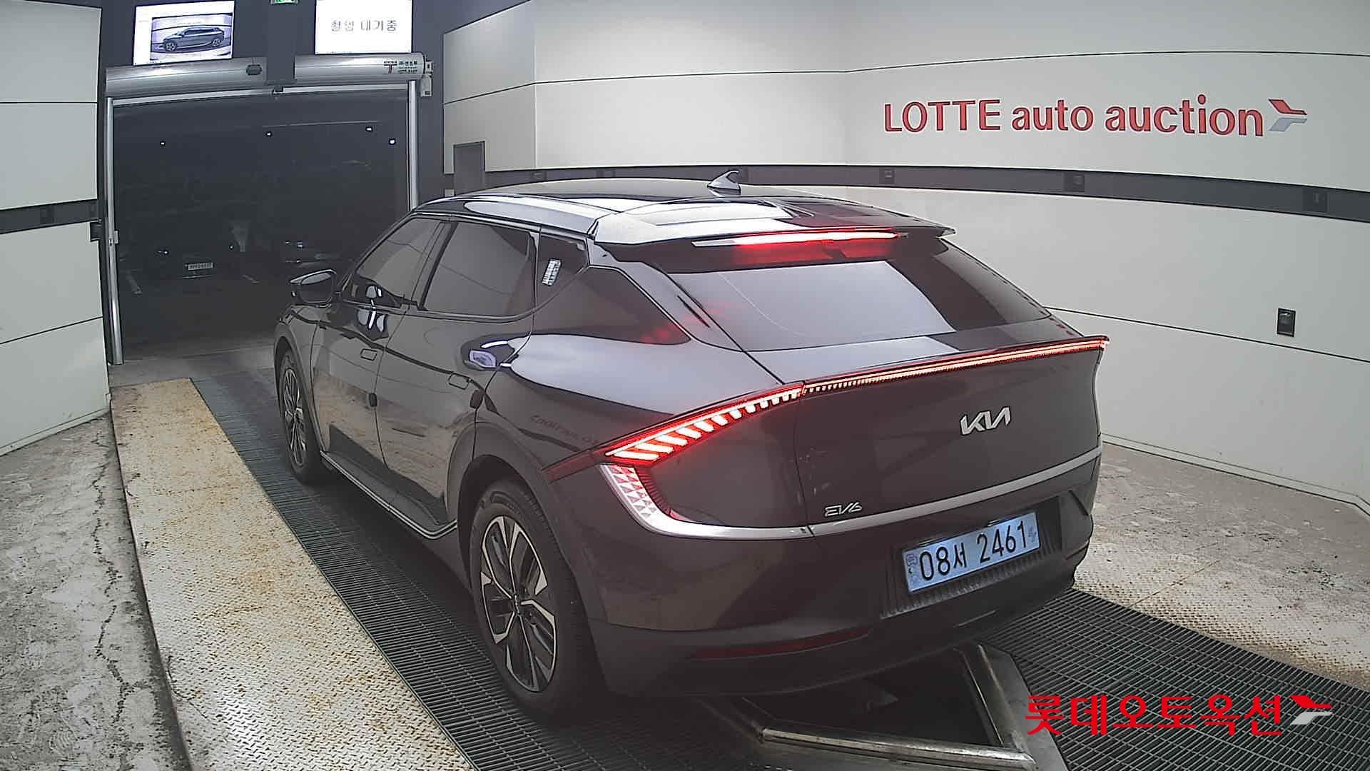 Kia - EV6 | (E) Long Range 2WD 9
