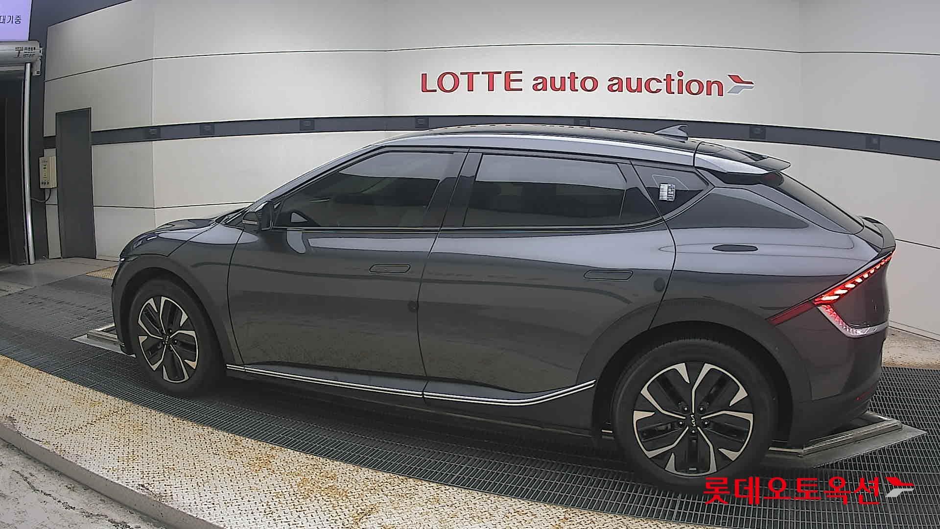 Kia - EV6 | (E) Long Range 2WD 7
