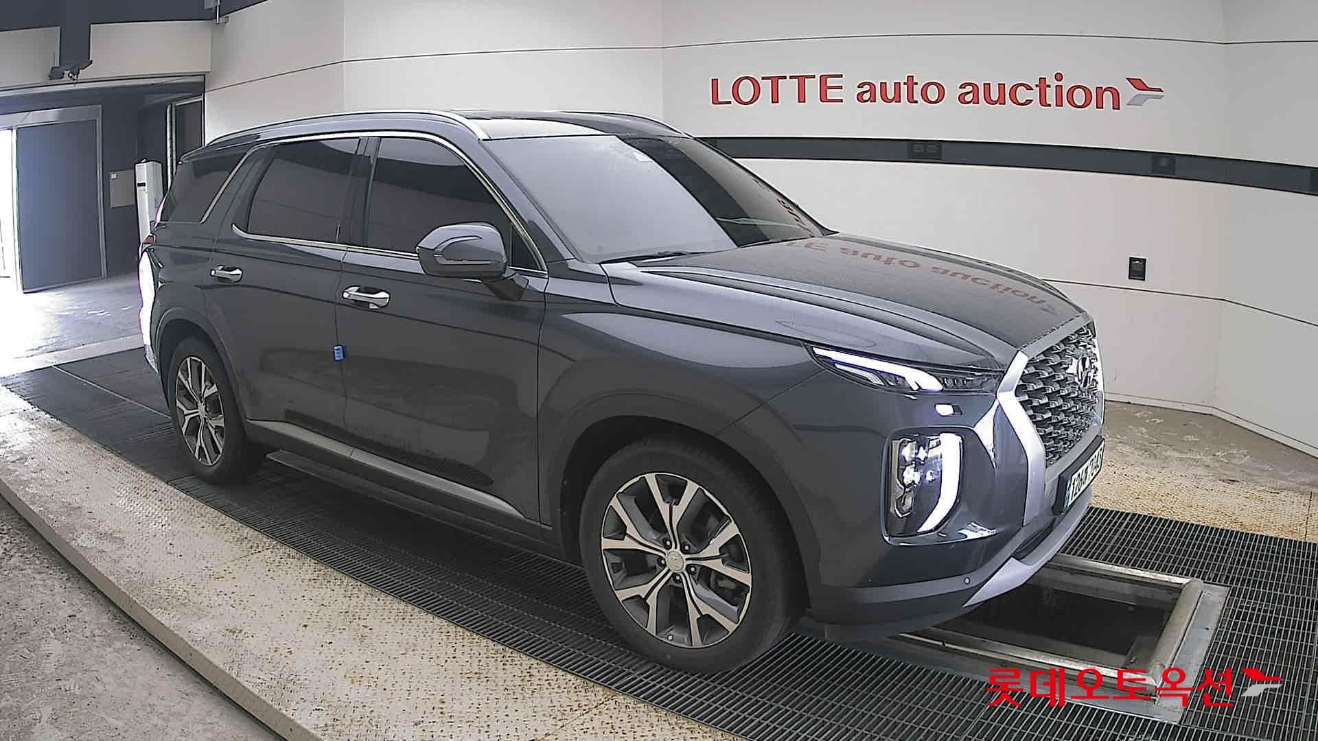 Hyundai - Палисад | (D) 2.2 Exclusive 2WD 7 18