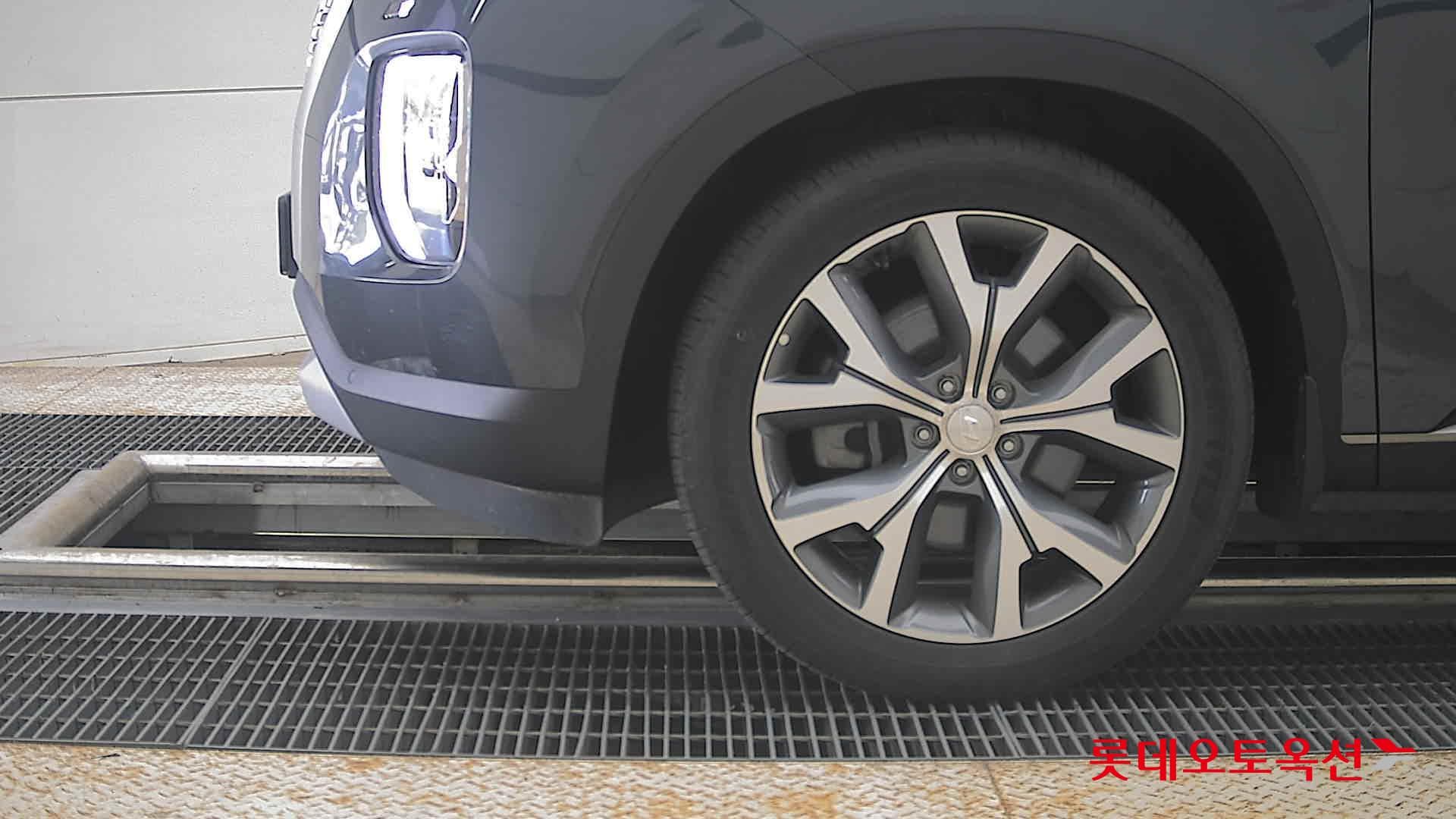 Hyundai - Палисад | (D) 2.2 Exclusive 2WD 7 21