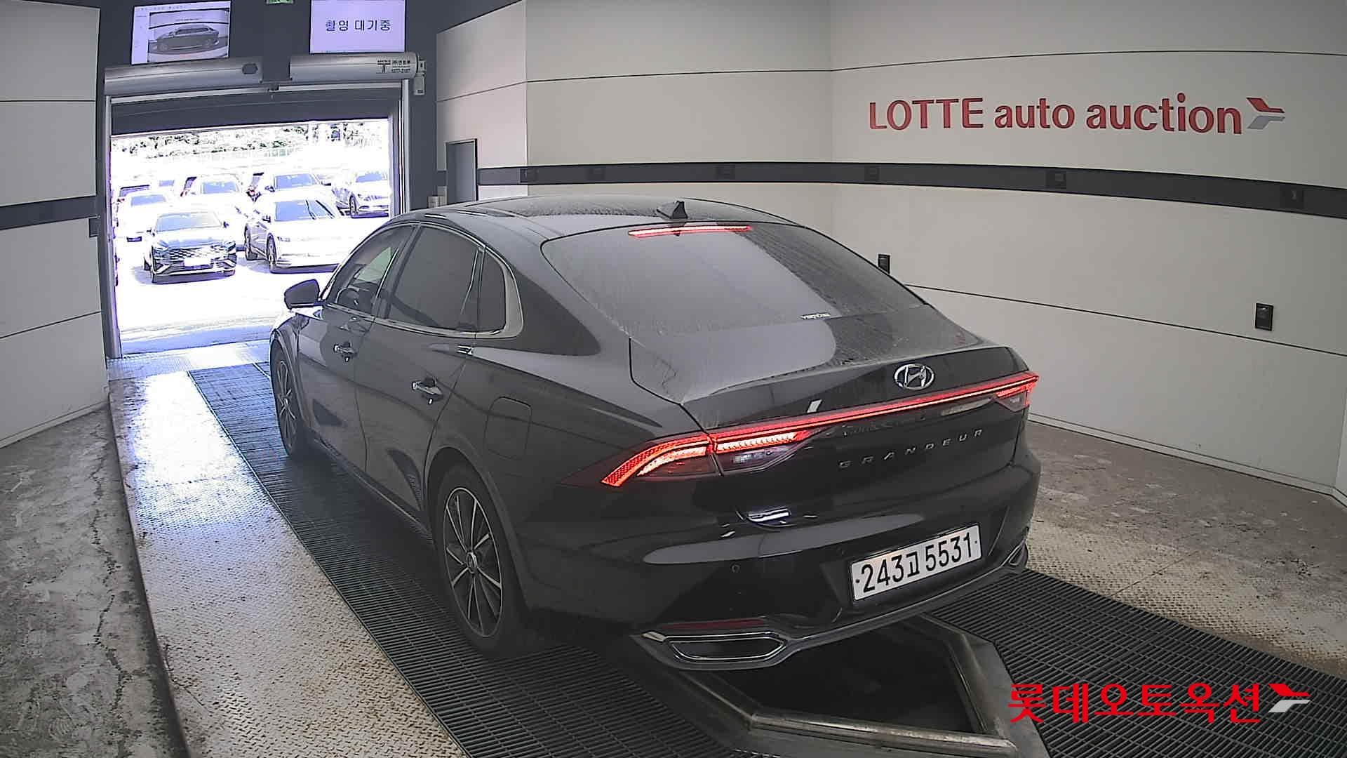 Hyundai - Grandeur | THE NEW (G) 2.5 9