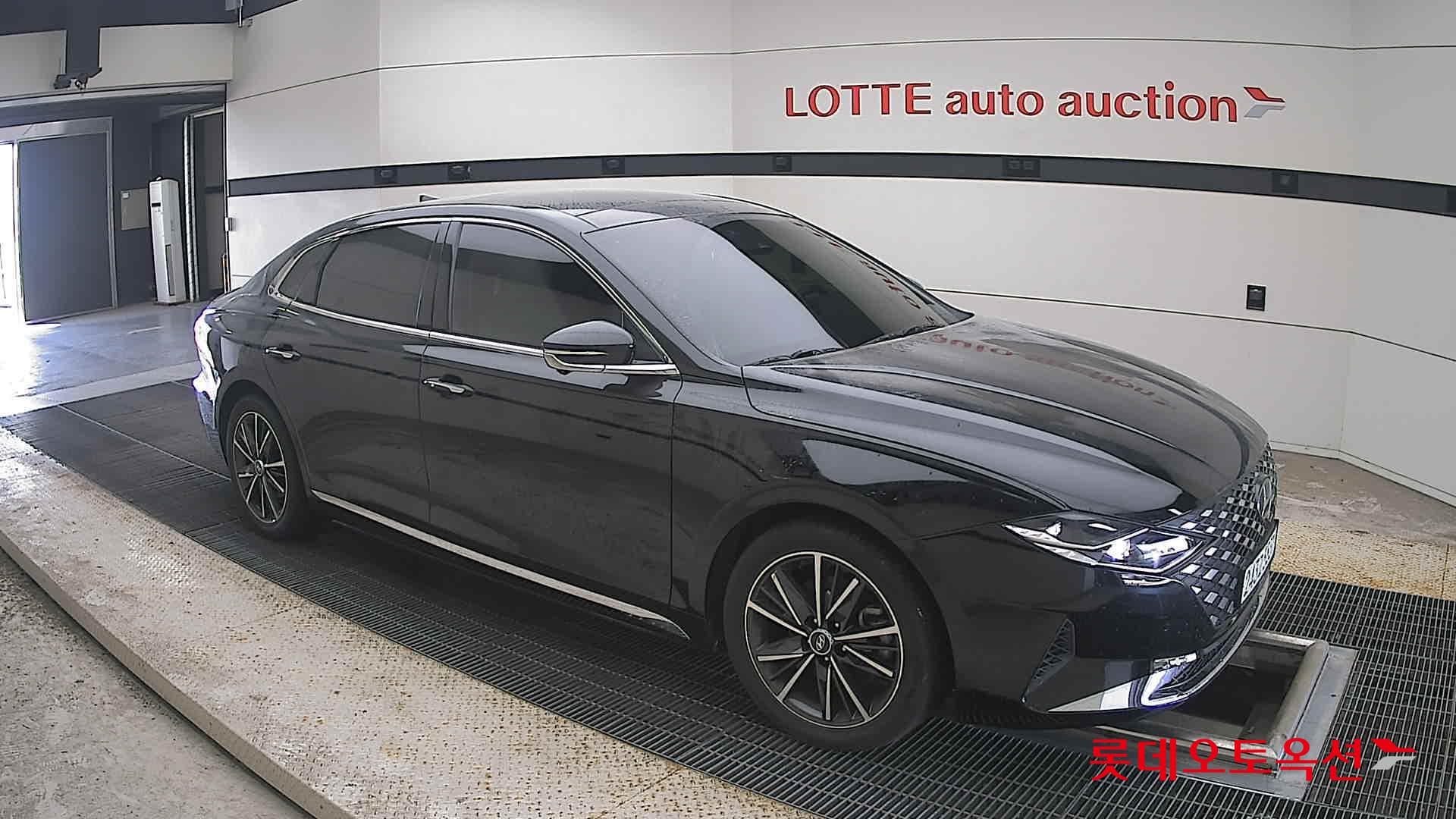 Hyundai - Grandeur | THE NEW (G) 2.5 18