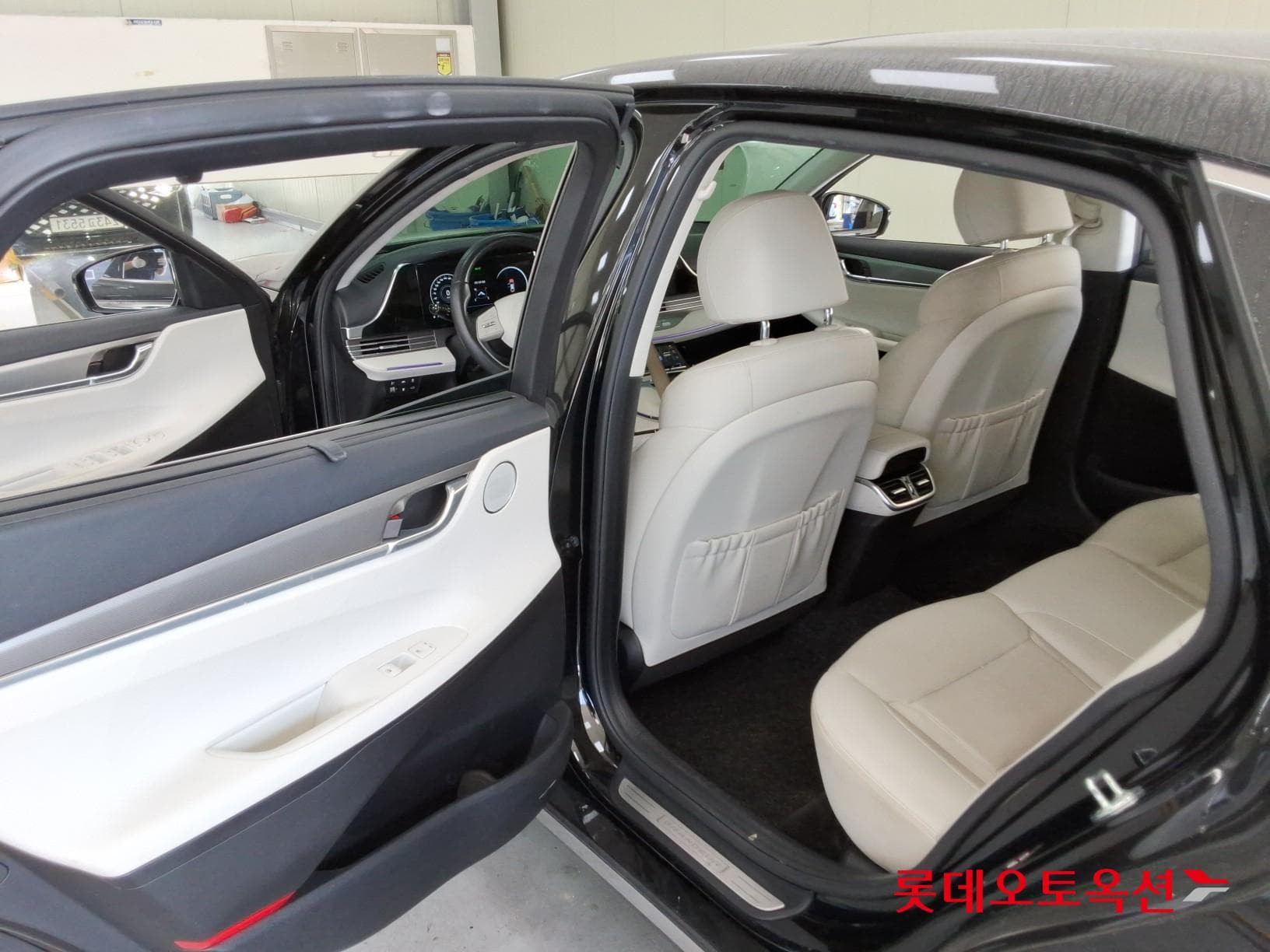 Hyundai - Grandeur | THE NEW (G) 2.5 36