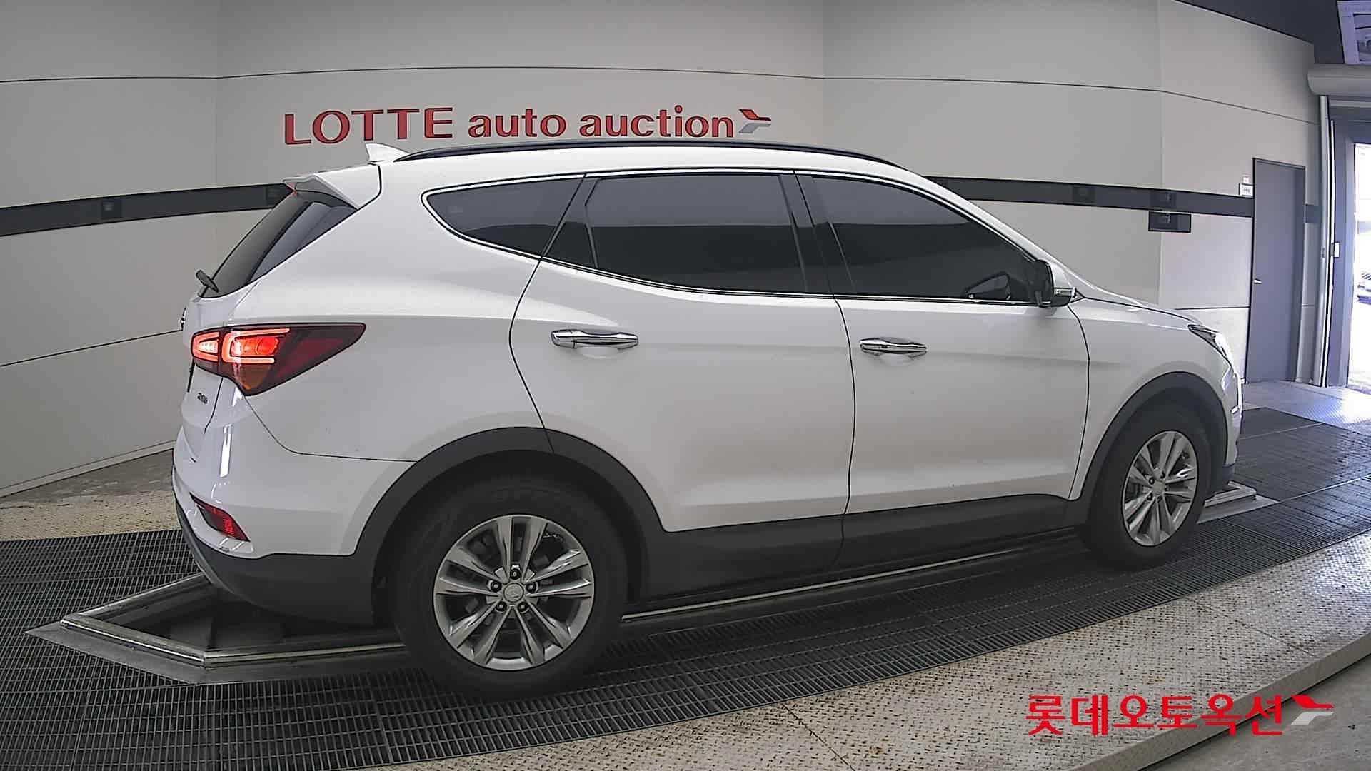 Hyundai - Santa Fe | ALL NEW SANTAFE (D) 2.0 2WD VALUEPLUS 5 15