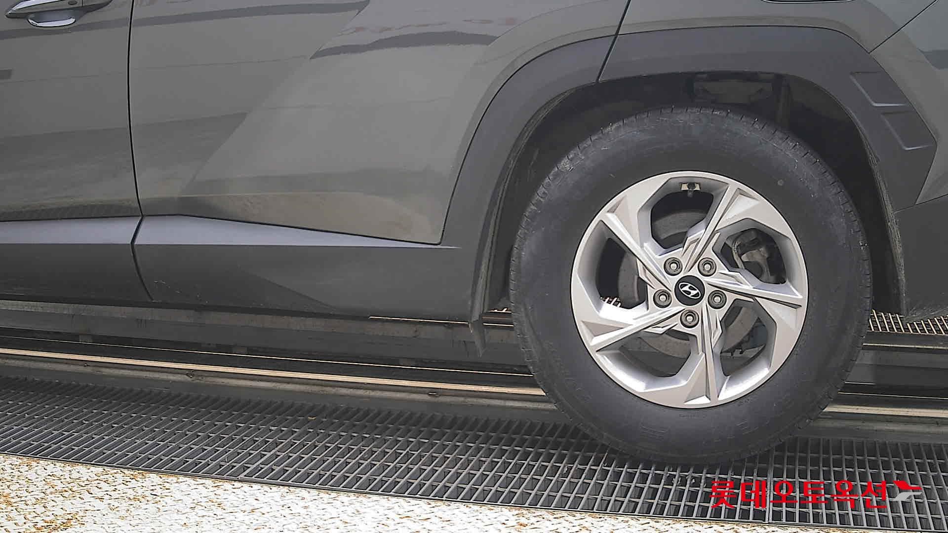 Hyundai - Tucson | THE ALL NEW (G) 1.6 T Modern 2WD 22