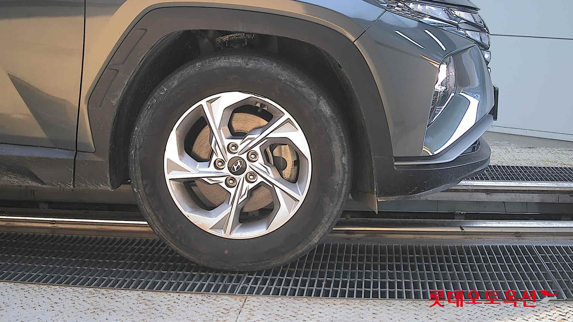 Hyundai - Tucson | THE ALL NEW (G) 1.6 T Modern 2WD 23
