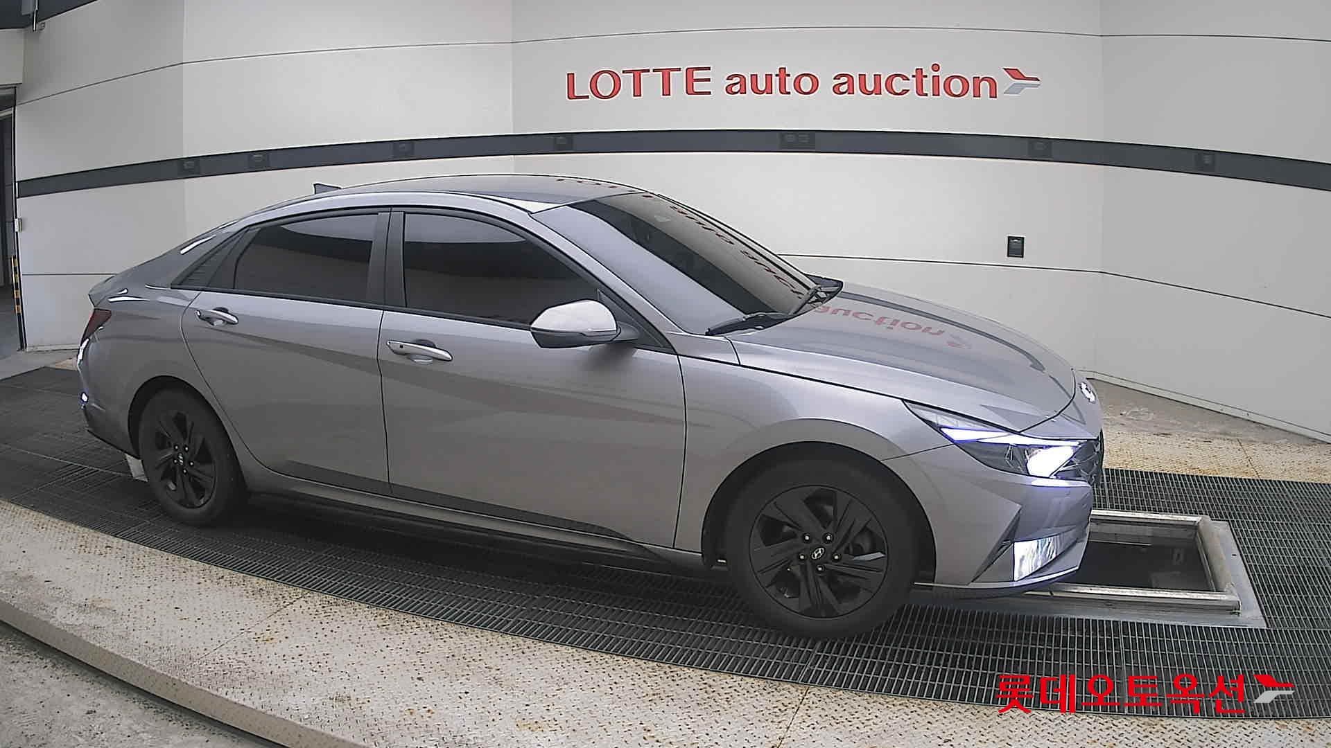 Hyundai - Elantra | ALL NEW (G) 1.6 MODERN 17